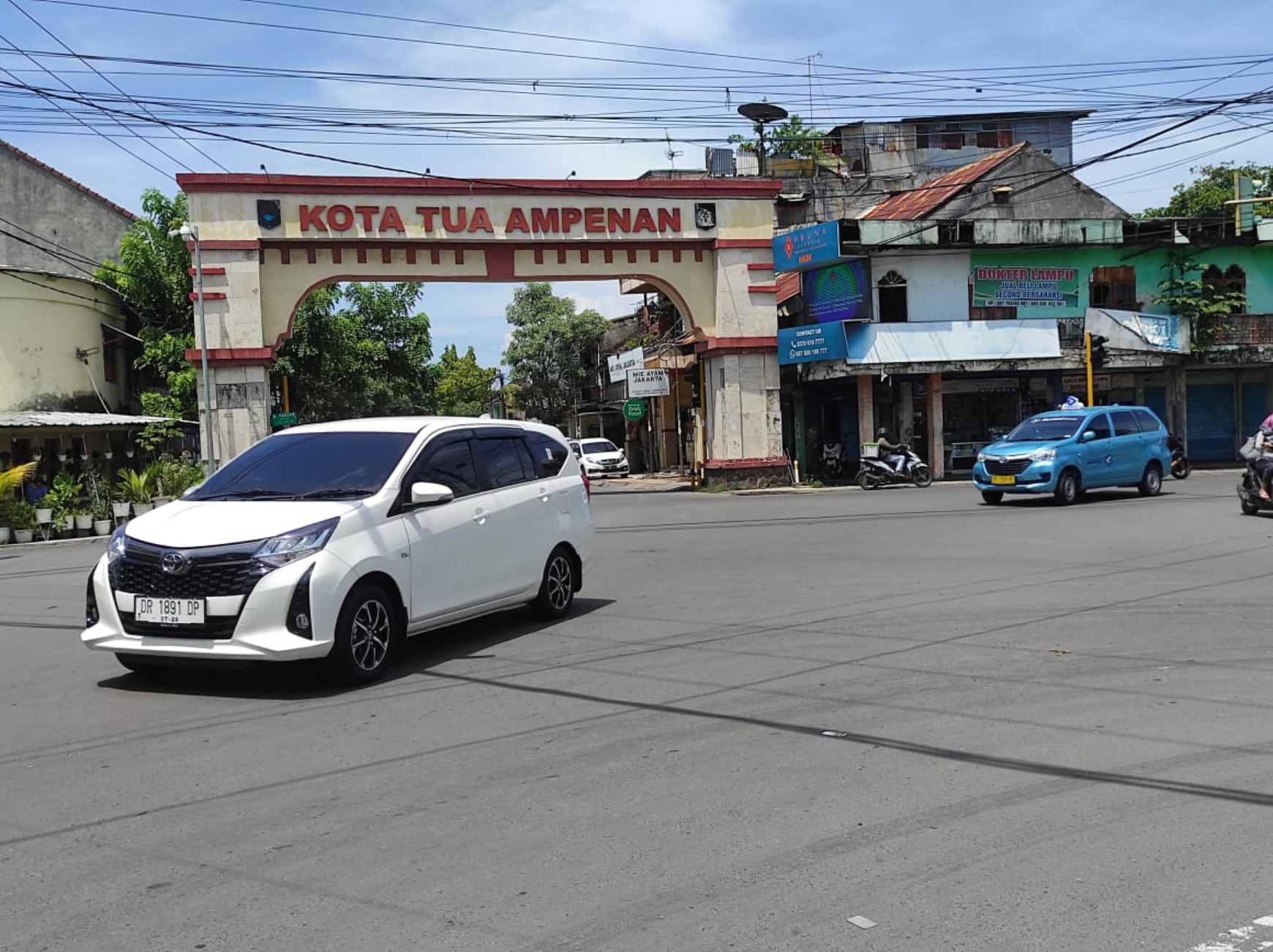 WISATA SEJARAH: Salah satu spot yang masuk dalam list kunjungan tur wisata warisan sejarah yang ditawarkan Lombok Heritage.(FERIAL/LOMBOK POST)