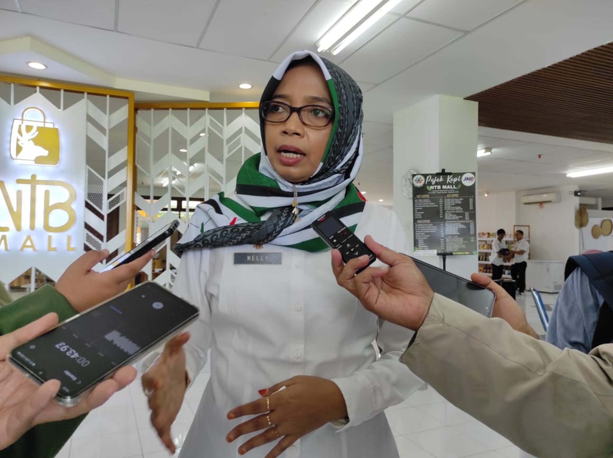Baiq Nelly Yuniarti. (Ferial/Lombok Post)