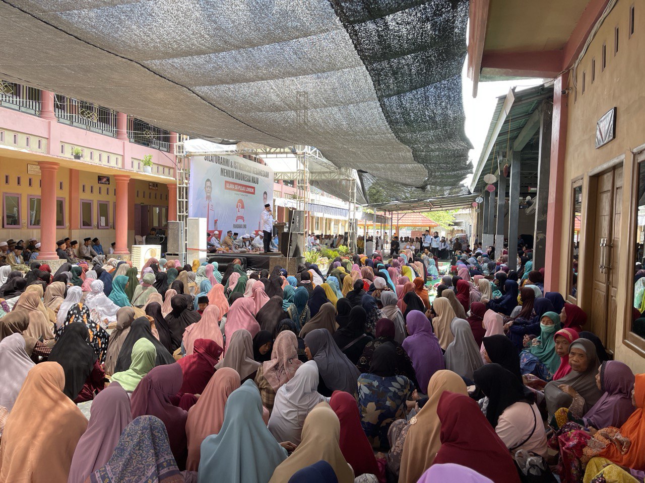 Silaturahmi dan Istigosah Kebangsaan Menuju Indonesia Maju bersama Relawan Pandawa Lima dan ulama se Pulau Lombok.