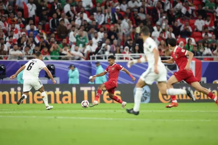 Aksi Yakob Sayuri tampil cukup baik dalam laga menghadapi Irak dengan mencatatkan 1 assist dalam laga Grup D Piala Asia 2023. (Dok. PSSI)