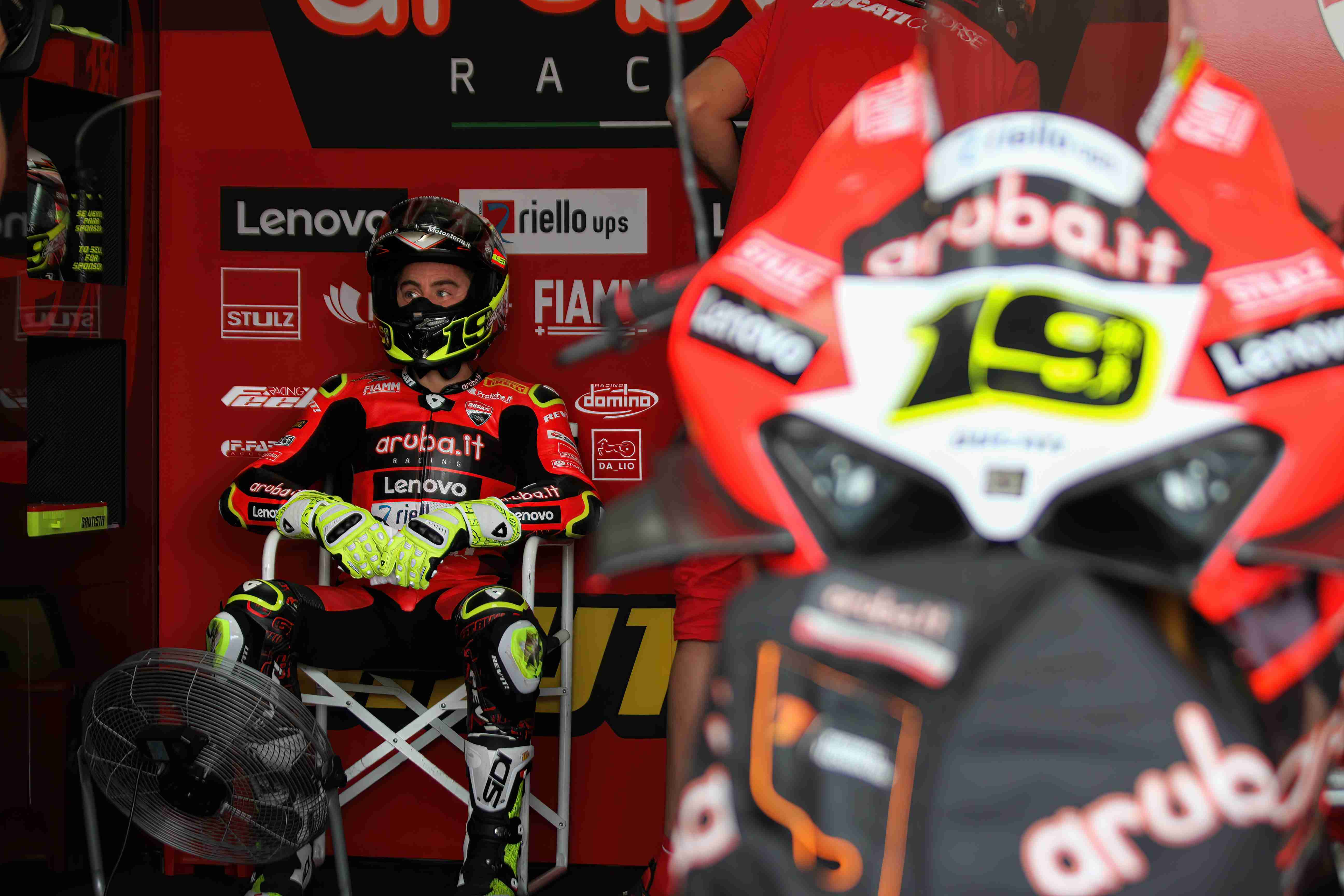 Pembalap Aruba.it Racing Alvaro Bautista saat beristirahat sejenak di sela-sela balapan WSBK 2023 di Sirkuit Mandalika.