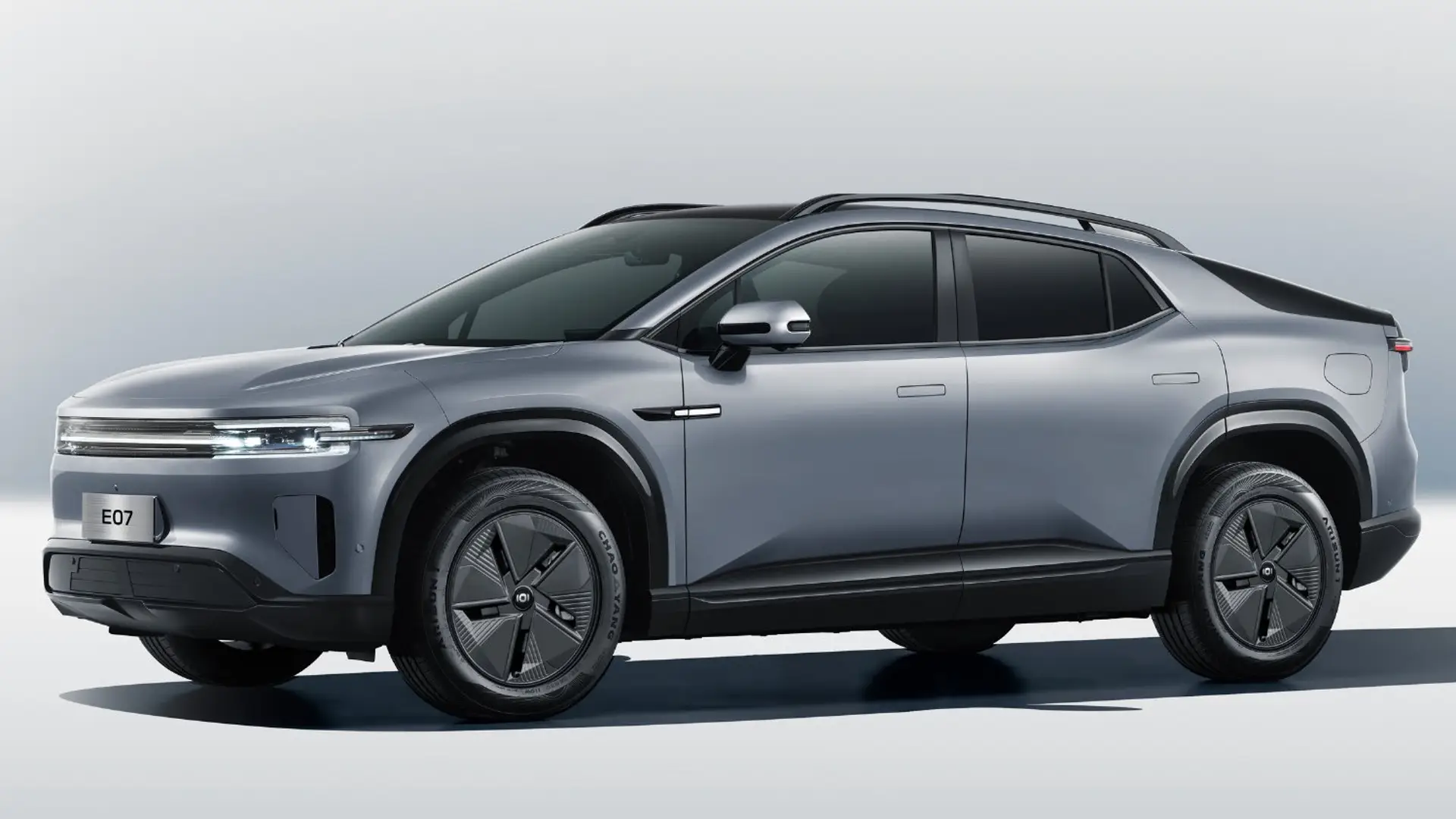 Changan Qiyuan E07 baru, yang terlihat seperti SUV coupe tetapi juga truk pikap. (foto : the drive)