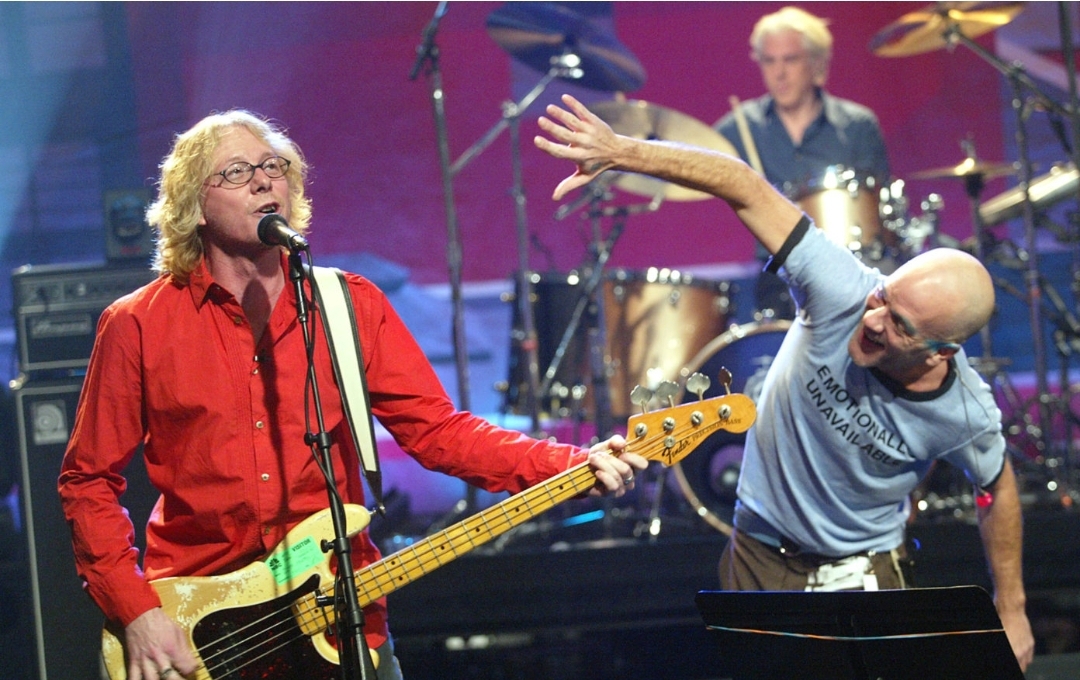 R.E.M in 2003 (foto : NME)