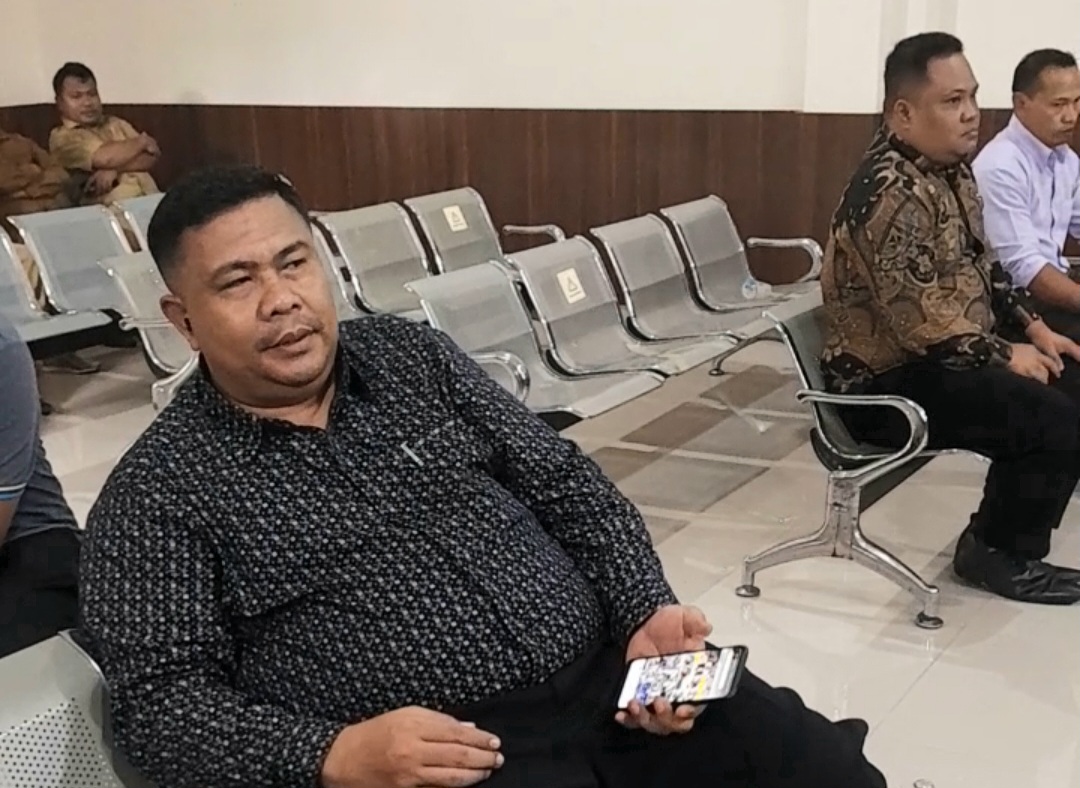 Ketua AKAD Lobar Sahril.