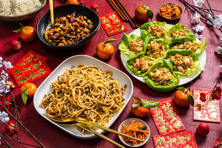 Setiap makanan yang tersaji di dalam peryaan Imlek memiliki makan dan doa.(foto : ilovepeanutbutter.com)