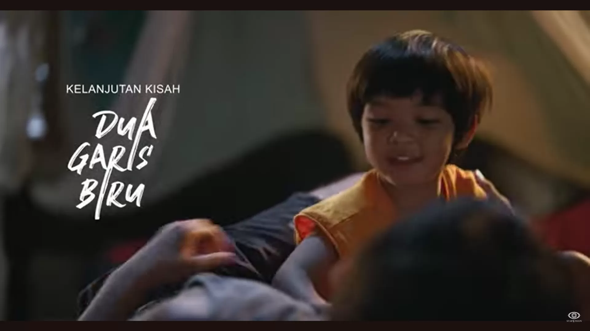 Cuplikan video promosi Film &lsquo;Dua Hati Biru&rsquo;. (YouTube StarvisionPlus)