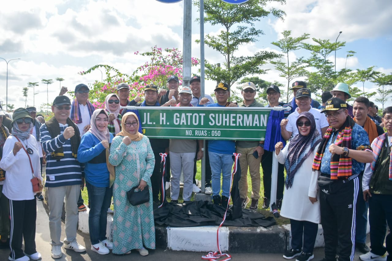 NAMA BARU : Peresmian nama jalan Bypass yang dilakukan beberapa waktu lalu oleh Penjabat Gubernur NTB Lalu Gita Ariadi.(DISKOMINFOTIK NTB/LOMBOK POST)