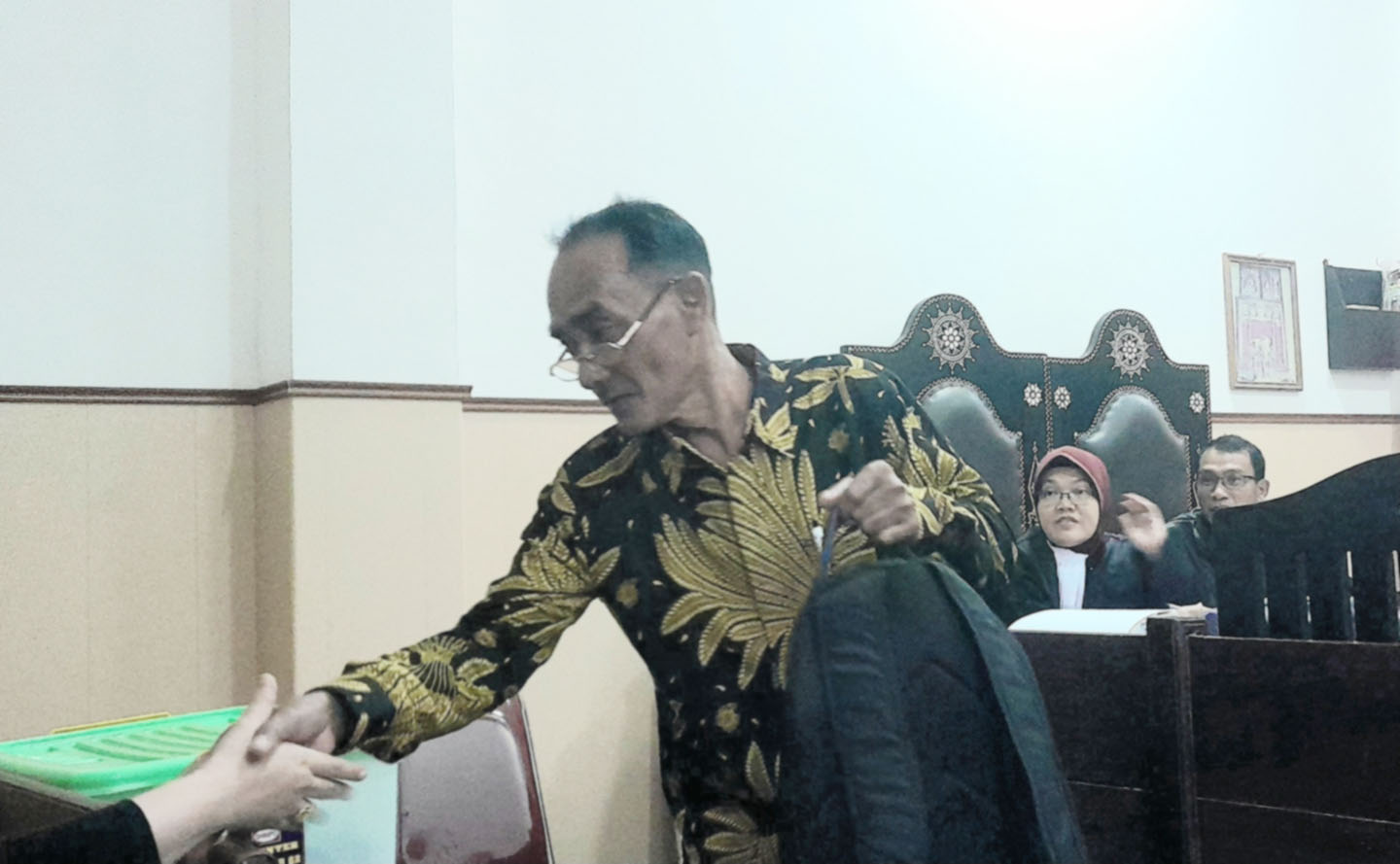 Ahmad Sugeng Prayitno, saksi ahli dari Poltekkes Kemenkes Semarang memberikan kesaksian di Pengadilan Tipikor Mataram, Rabu (28/2).