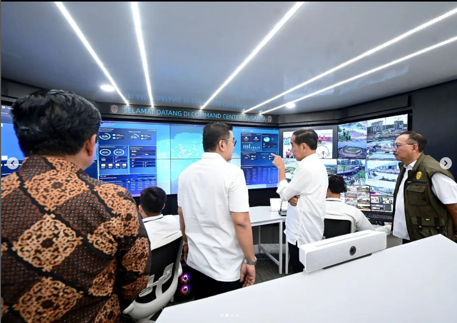 Presiden Joko Widodo meninjau Command Center IKN. (tangkapan layar IG Jokowi)