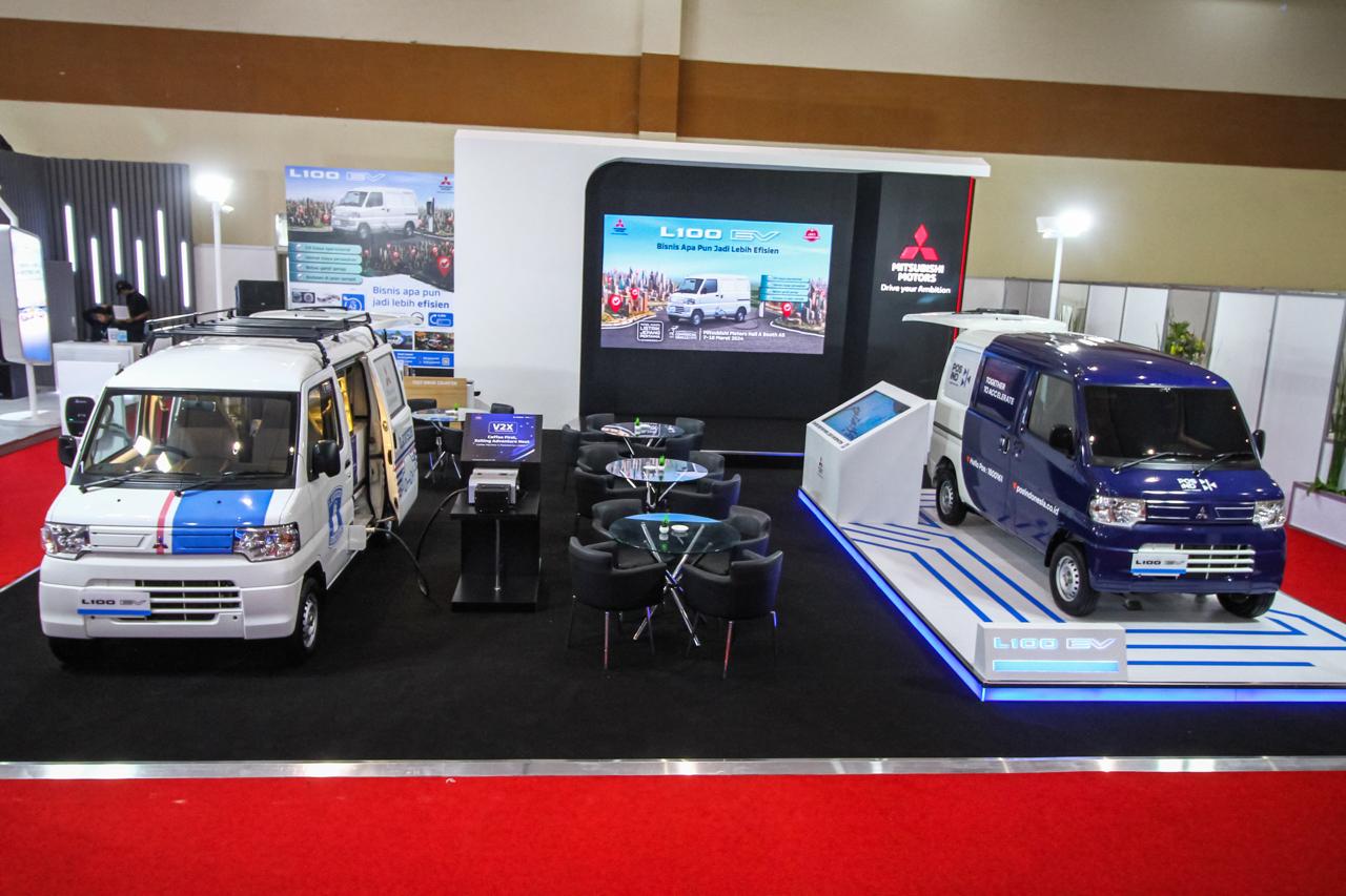 Mitsubishi L100 EV dipamerkan di GIICOMVEC 2024