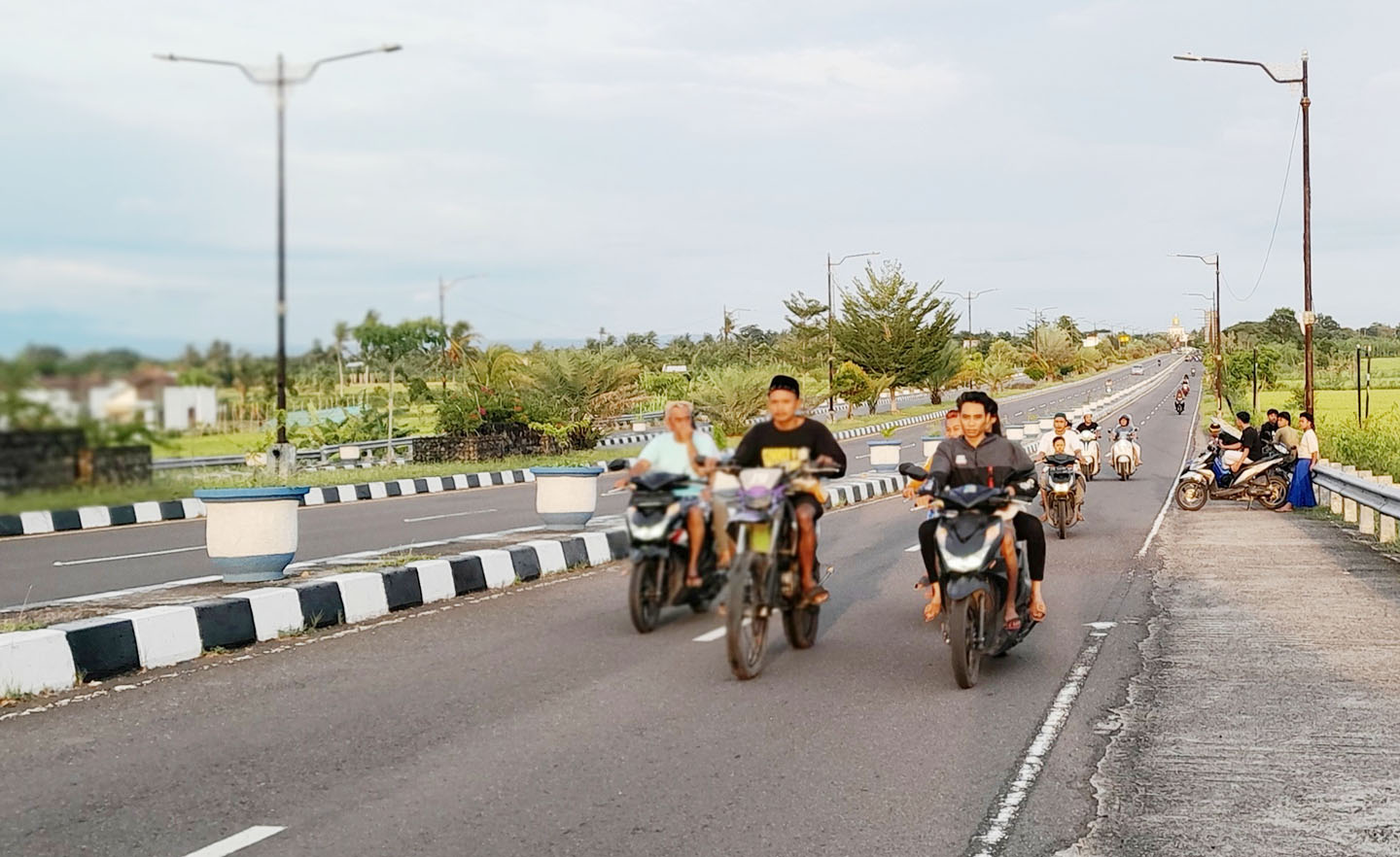 Jalur kendaraan roda dua di bypass di wilayah Gerung kerap menjadi lokasi balap liar. Untuk itu, pihak Polsek Gerung akan rutin melakukan patroli selama Bulan Ramadan.