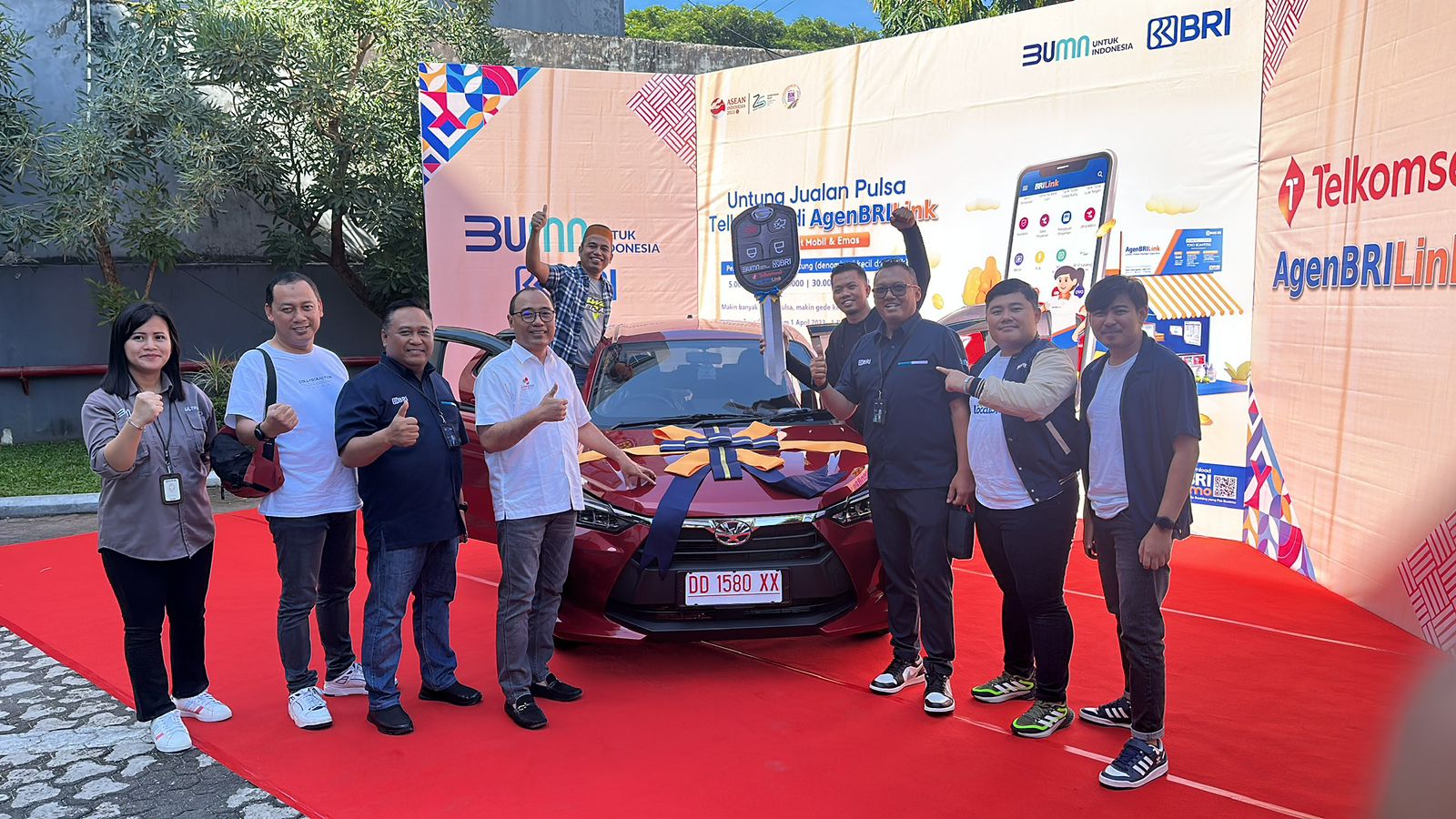 Bekerjasama dengan Telkomsel melalui Kisel, BRI mempersembahkan program "Untung Jualan Pulsa Telkomsel di AgenBRILink" untuk periode tahun 2023
