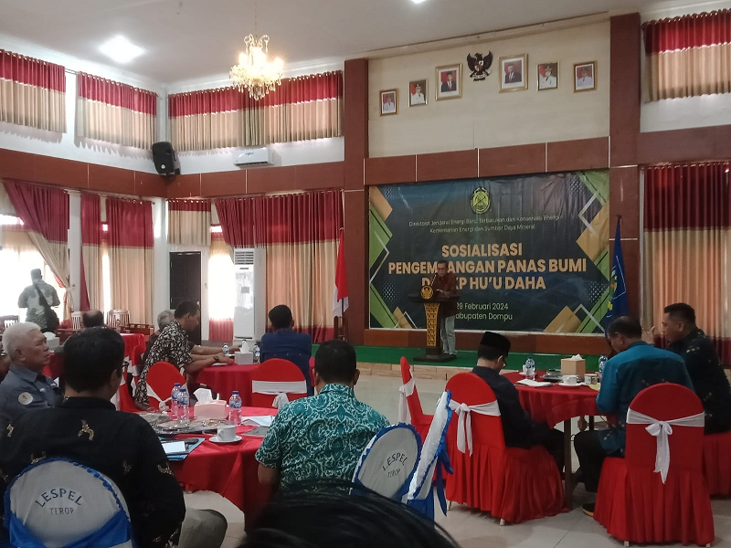Direktorat Panas Bumi Kementerian ESDM RI bersama Dinas ESDM NTB dan pihak terkait menggelar sosialisasi pengembangan panas bumi di wilayah Hu&rsquo;u Daha yang dilaksanakan di Pendopo Bupati Dompu.