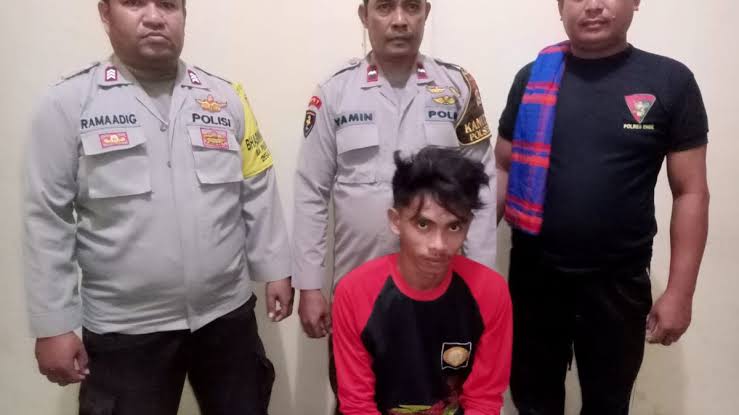 DIAMANKAN: Pelaku SD diamankan di Polsek Bolo, Jumat (22/3).