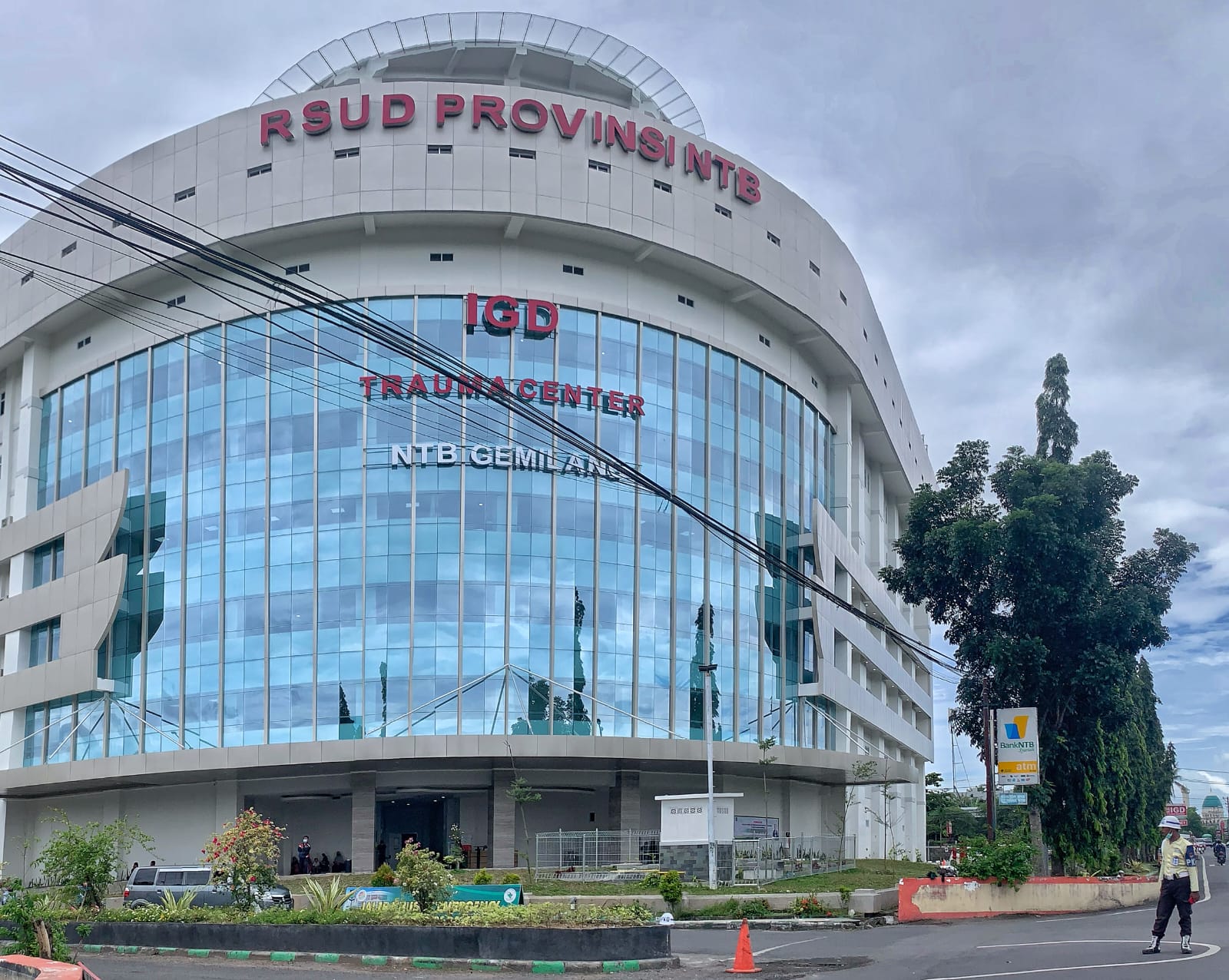 CAPAI STANDAR: RSUD Provinsi NTB salah satu rumah sakit dengan SPA di atas 60 persen. Saat ini masih ada lima RS yang memiliki SPA di bawah 60 persen.