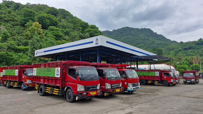 PASOKAN NORMAL: seluruh lembaga penyalur BBM dan LPG sampai dengan level agen di wilayah Dompu masih melayani dengan normal pascagempa bumi di kabupaten ini, Minggu (7/4).