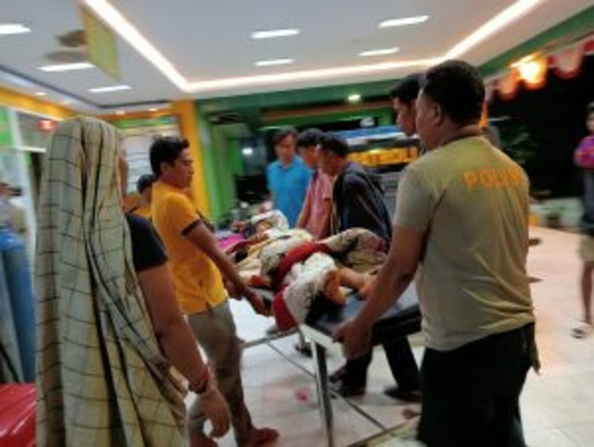DIRAWAT: ST mengalami luka lebam di bagian wajah dan dirawat di puskesmas, Sabtu (13/4).