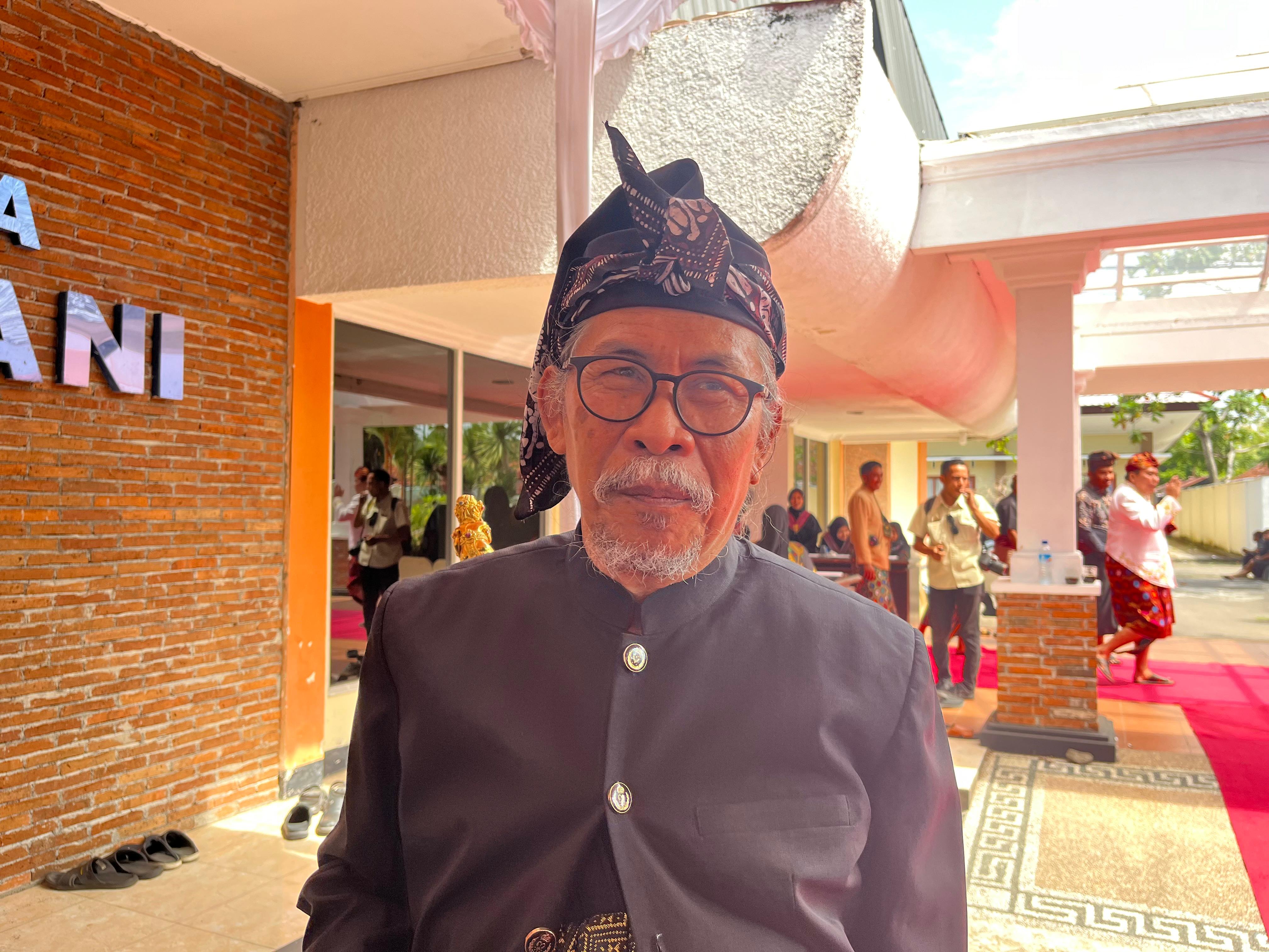 Lalu Sajim Sastrawan. (YUYUN/LOMBOK POST)