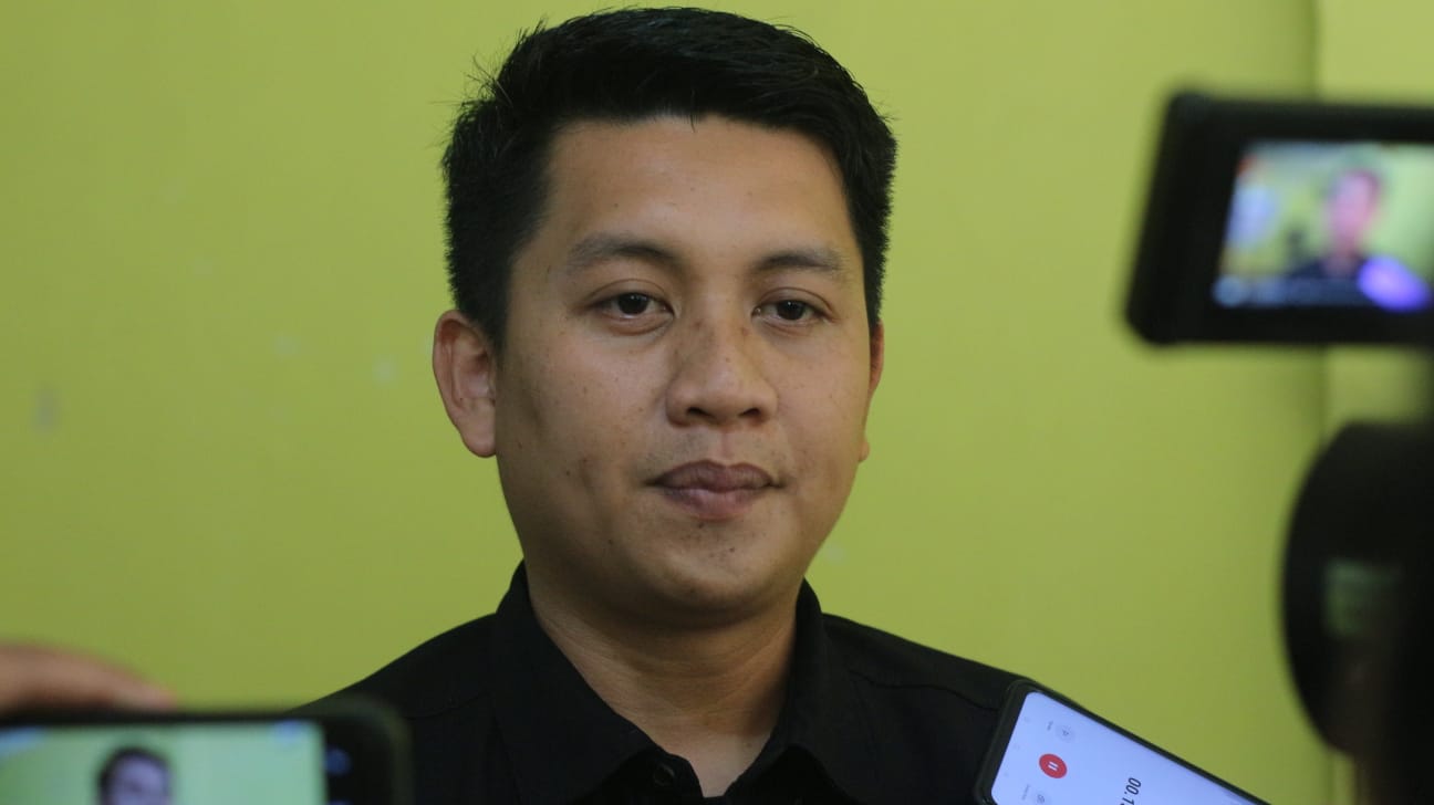 Halik A