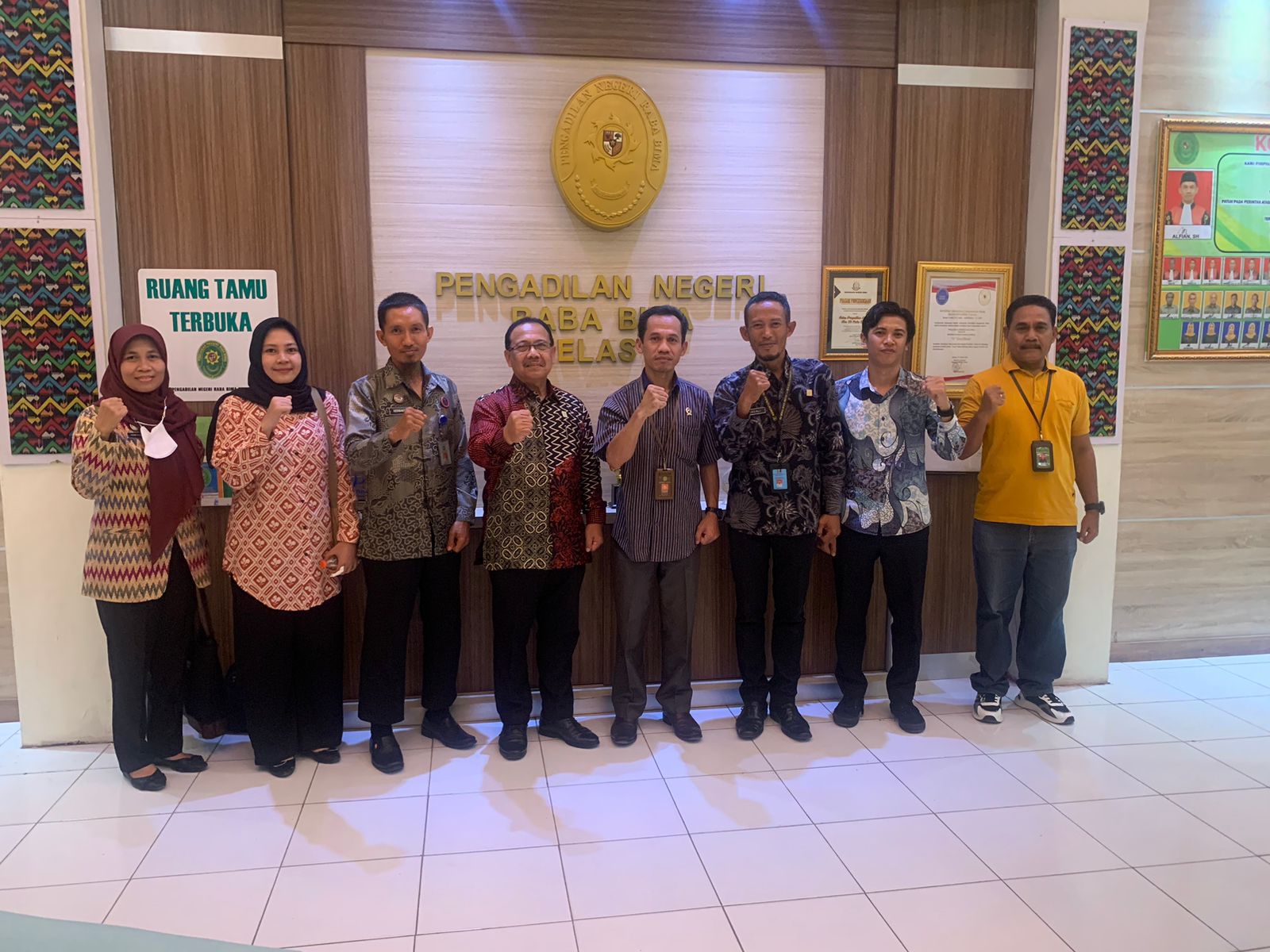 BERSINERGI: Tim Majelis Kehormatan Notaris Wilayah (MKNW) dan Majelis Pengawas Wilayah (MPW) Kementerian Hukum dan HAM Nusa Tenggara Barat usai melakukan koodinasi di Kota Bima, Jumat (31/5)