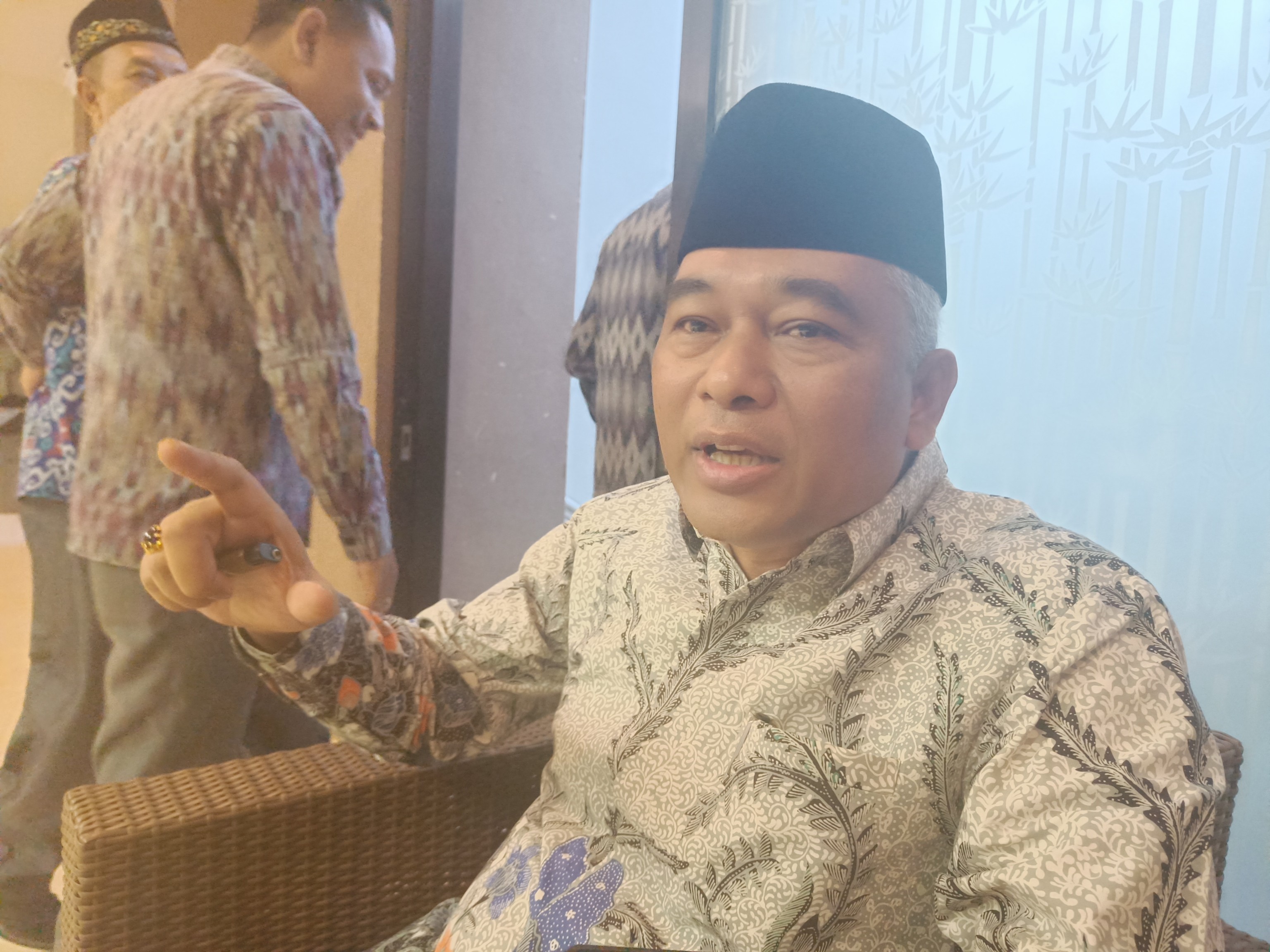 Lalu Aria Dharma. (ZAD/LOMBOK POST)