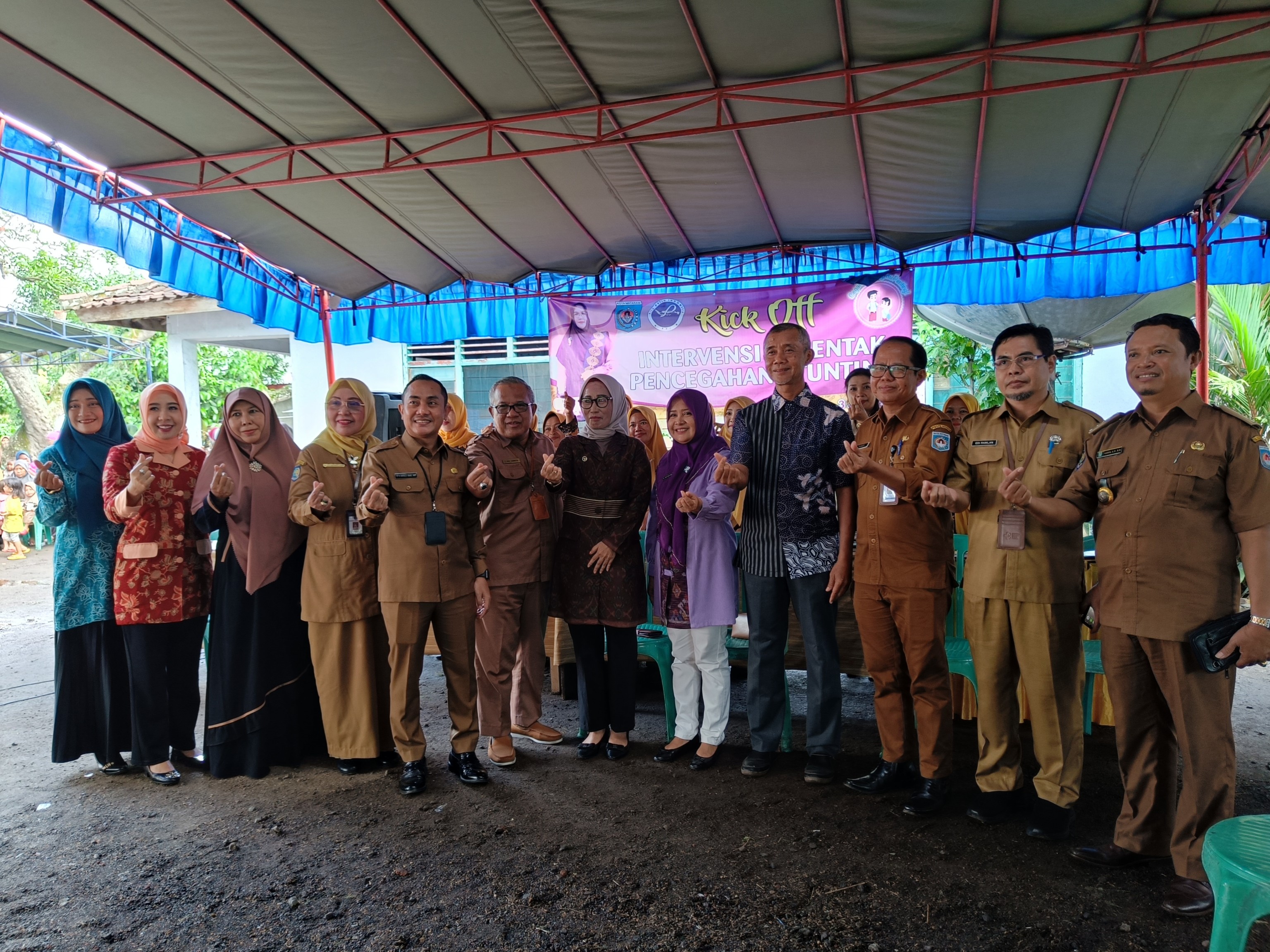 KOLABORASI: Launching Kick Off Pelaksanaan Intervensi Serentak Pencegahan Stunting Kota Mataram, kemarin (3/6). (ZAD/LOMBOK POST)
