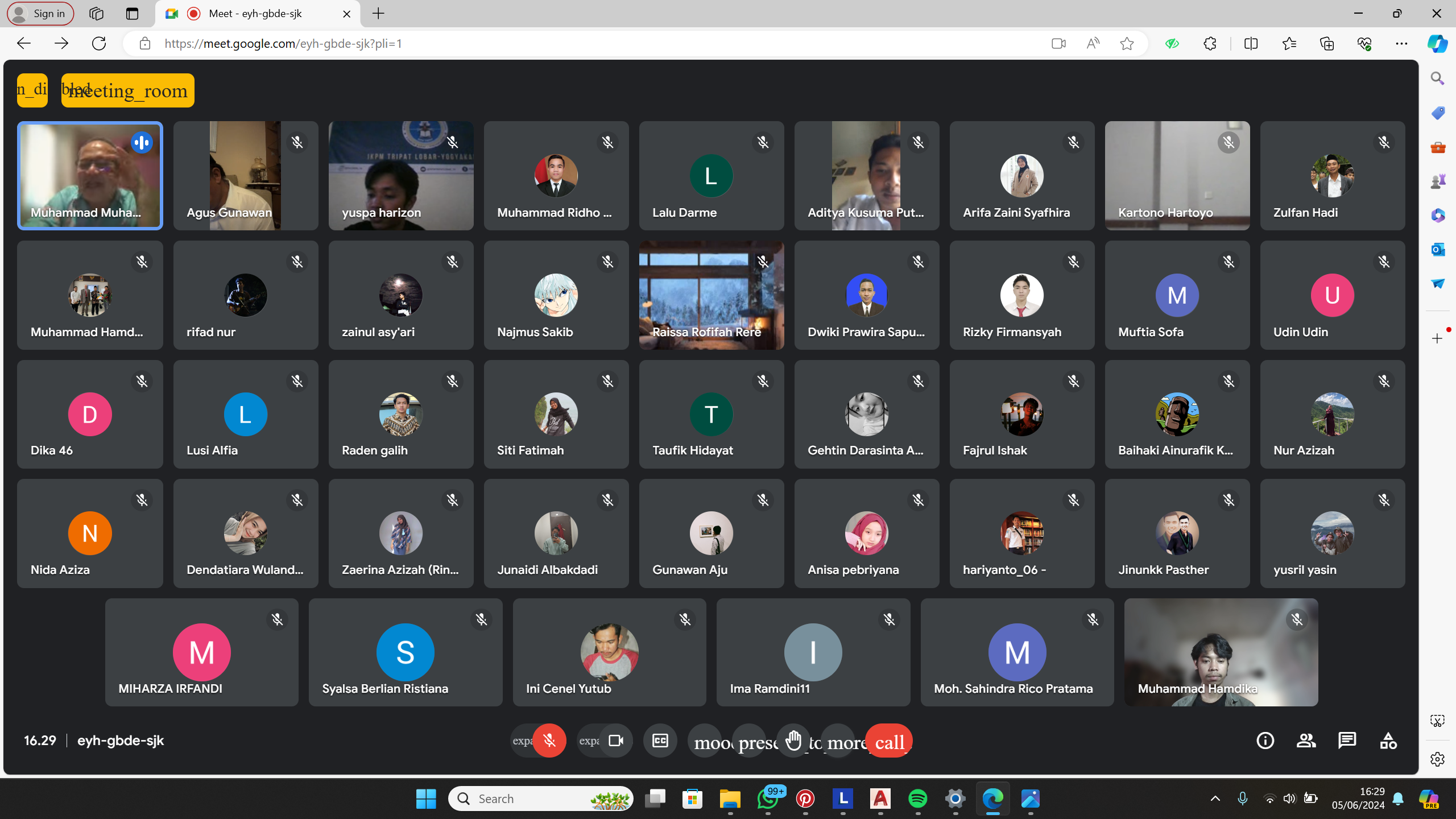 DIALOG TRIPAT tentang pariwisata Lobar
