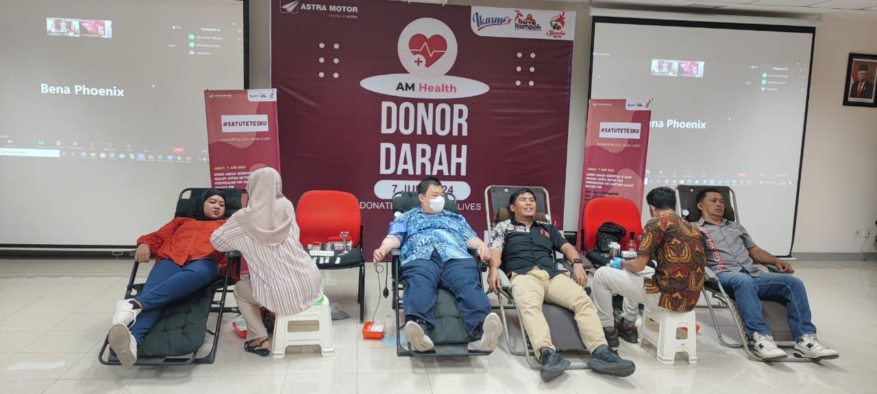 Suasana donor darah. (honda for Lombok Post)