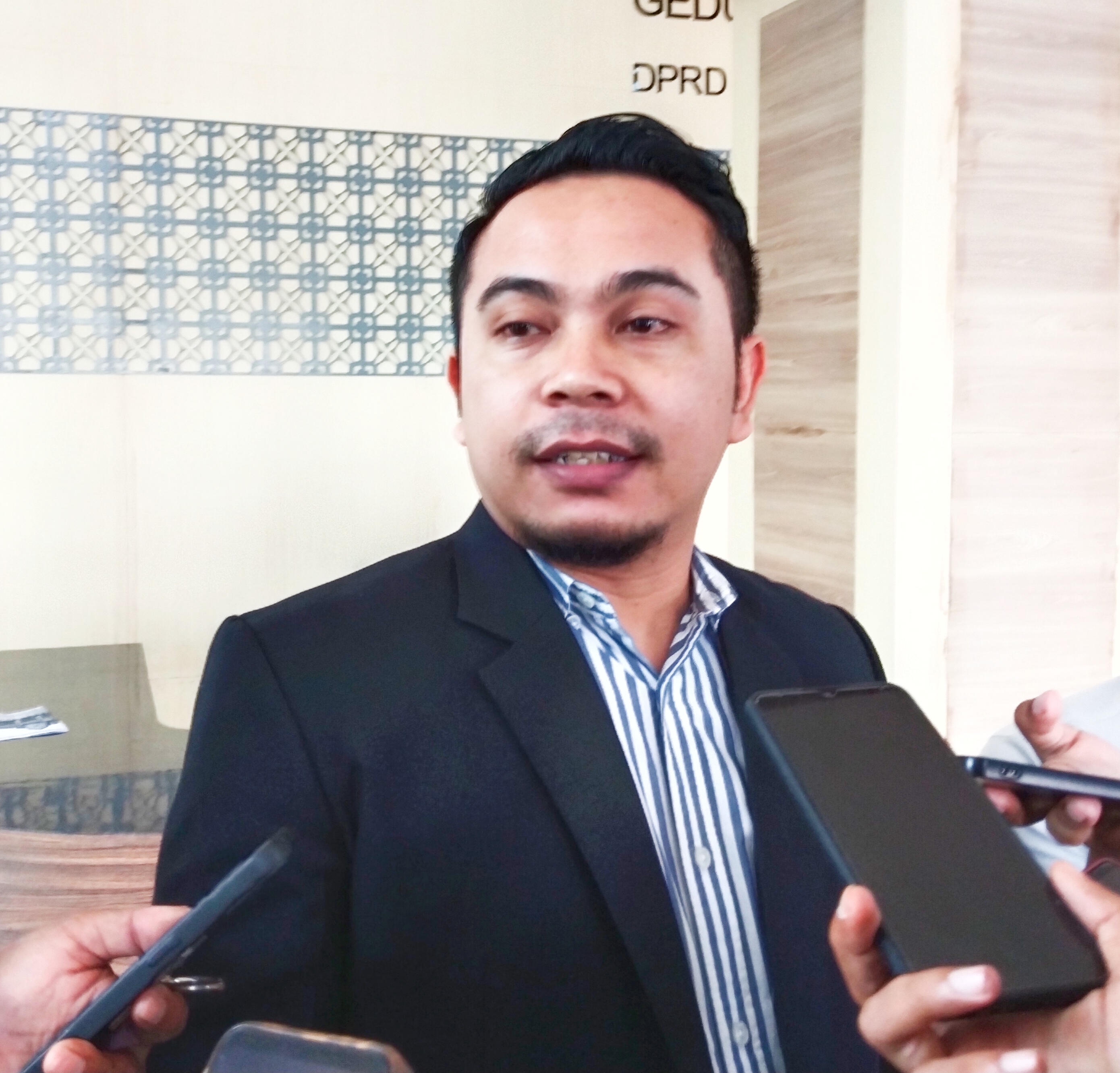 Adi Bagus Karya Putra. (Dewi/Lombok Post)