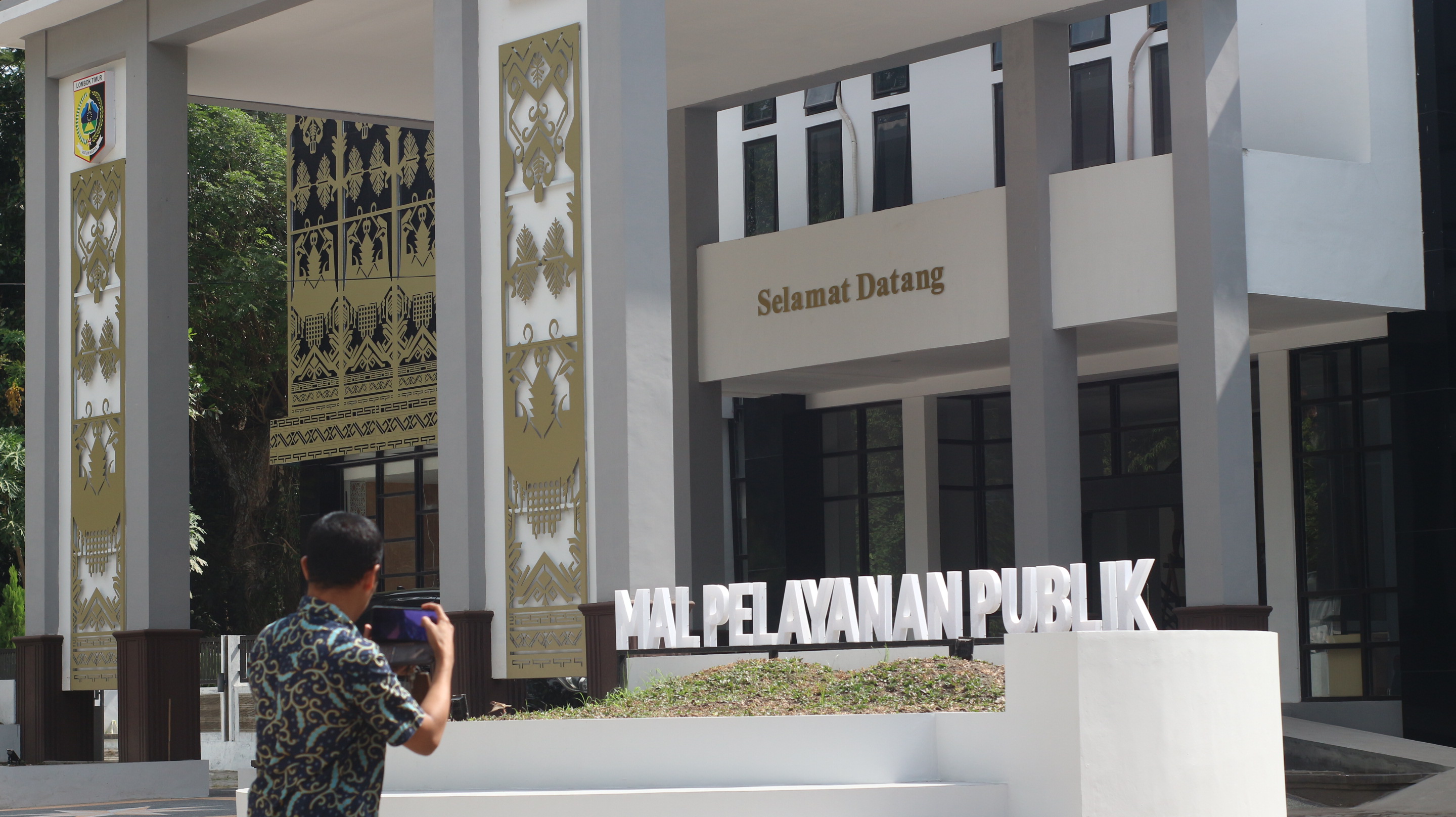 MPP: Penampakan bangunan Mal Pelayanan Publik (MPP) yang sudah rampung dikerjakan dan akan segera beroperasi.(SUPARDI/LOMBOK POST)