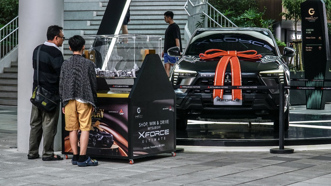 HADIAH UTAMA: Pengembang The Grand Outlet &ndash; East Jakarta, Karawang menghadirkan program undian &ldquo;lucky draw&rdquo; dengan berbagai hadiah menarik dan Mitsubishi Xforce sebagai hadiah utama.