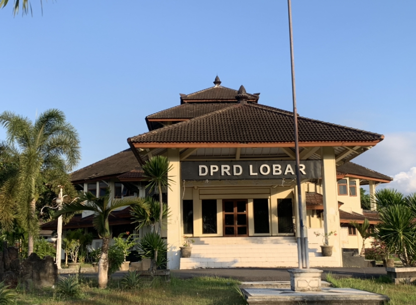 ILUSTRASI: Anggota DPRD Lobar terpilih akan bekerja di Gedung DPRD Lobar setelah pelantikan. (CHIA/LOMBOK POST)