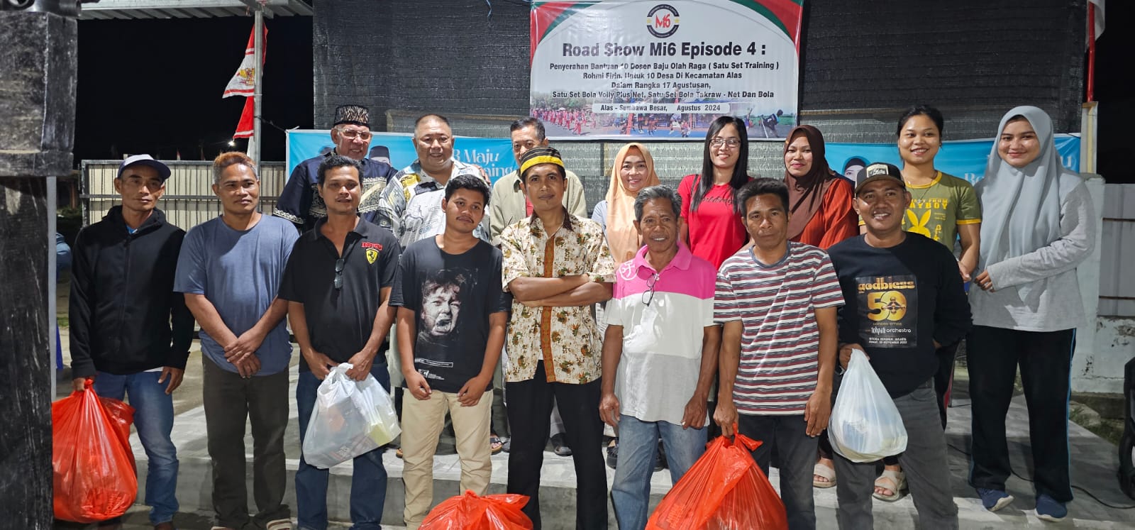 Roadshow Mi6 yang digelar di Lingkungan Lenang Datu, Desa Dalam, Kecamatan Alas,  Kabupaten Sumbawa, Kamis (15/8) malam