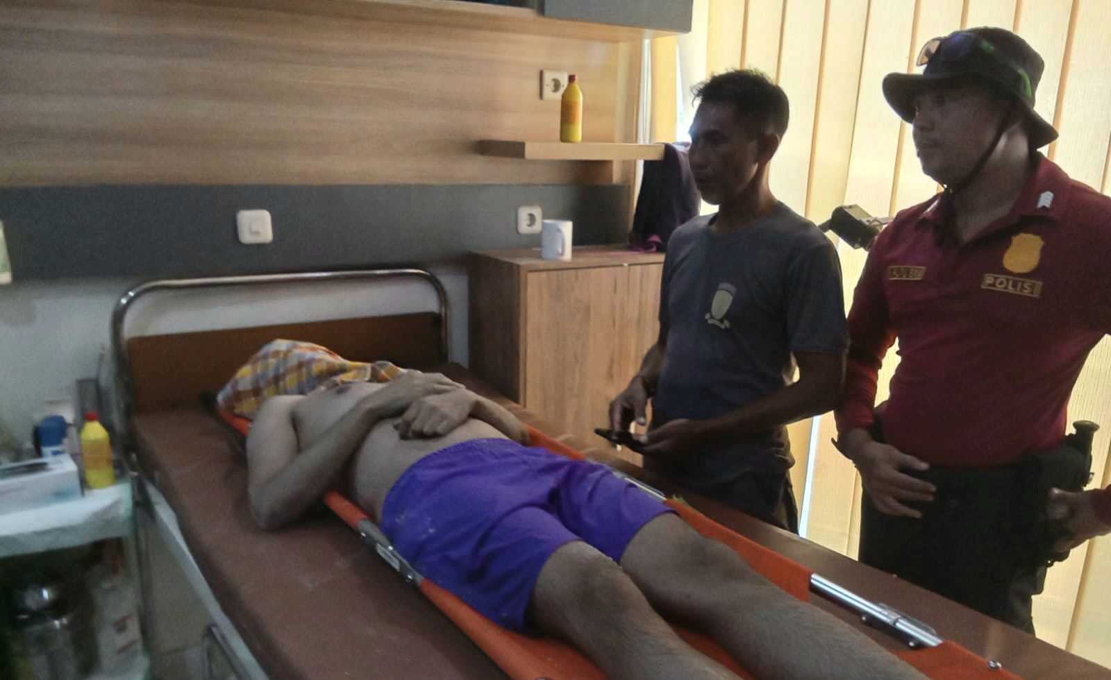 TAK BERNYAWA: Seorang WNA asal India ditemukan meninggal dunia mengapung di perairan Gili Trawangan, Senin (19/8) sore.(DOK POLRES LOTARA)