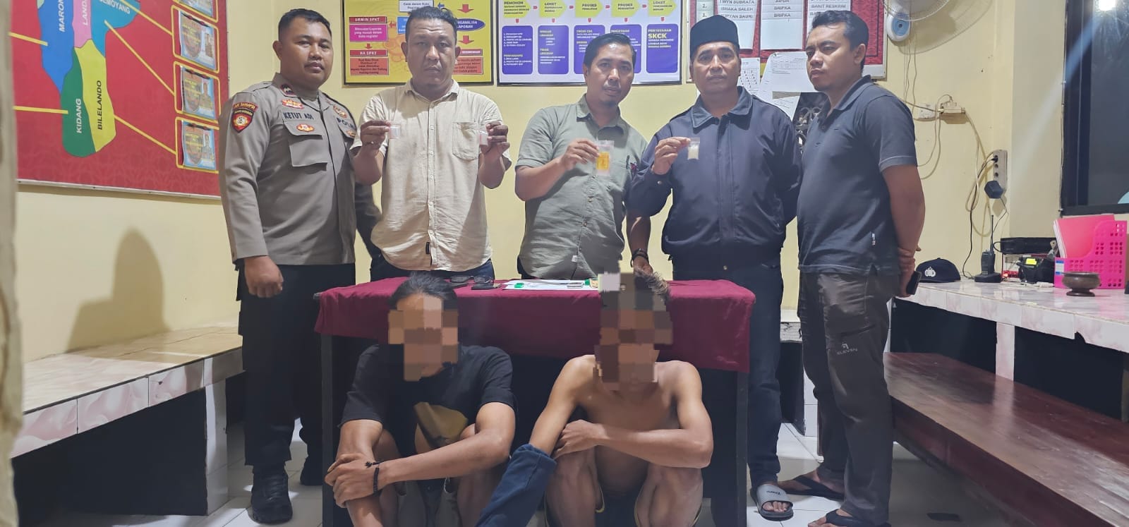 Polisi amankan dua pemua yang kedapatan membawa sabu saat razia.