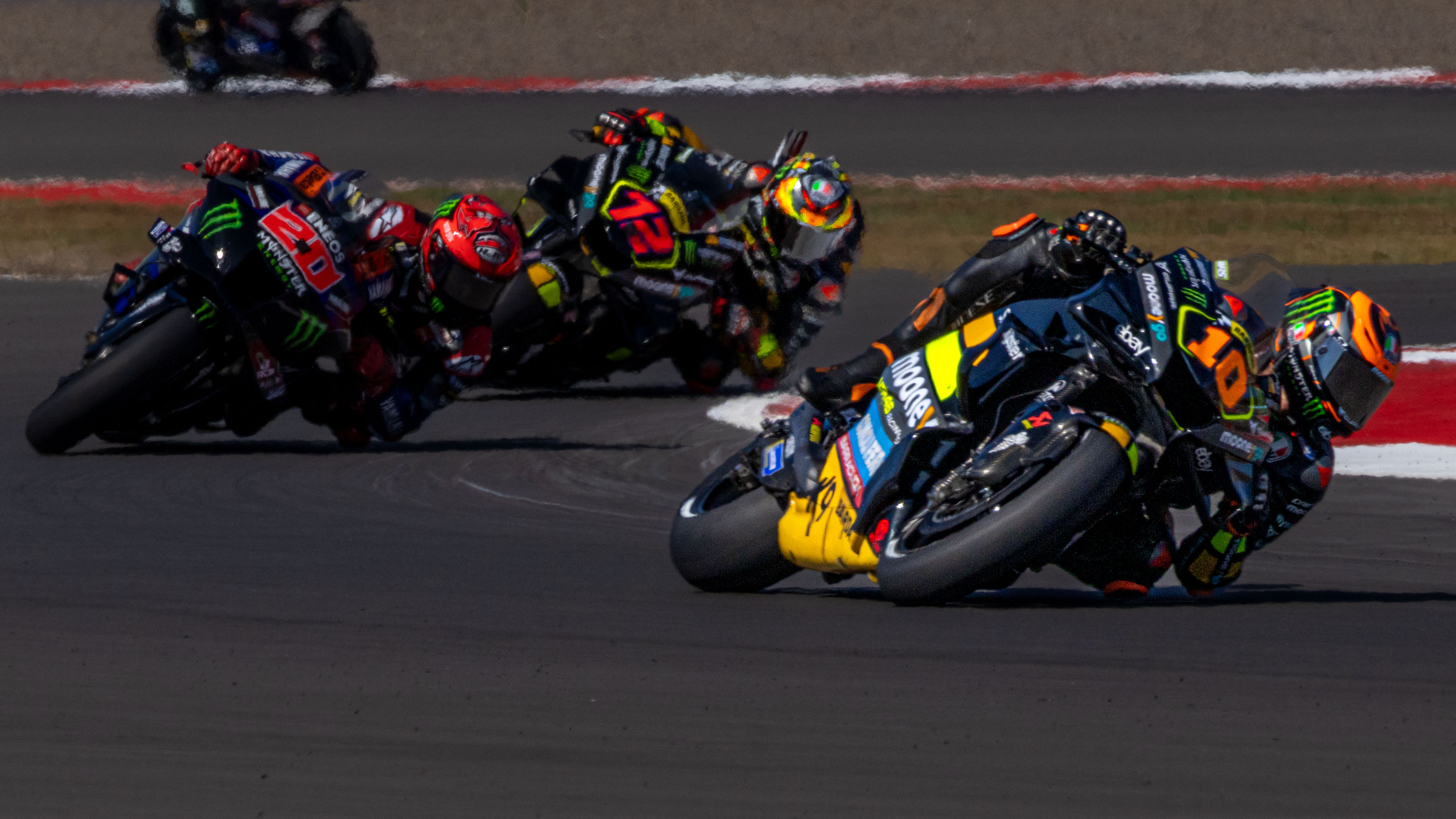 JAJAL SIRKUIT: MotoGP Mandalika 2024 akan disaksikan banyak pasang mata, segala persiapan yang telah dilakukan mencakup berbagai aspek penting, dari peningkatan fasilitas hingga pengelolaan lingkungan
