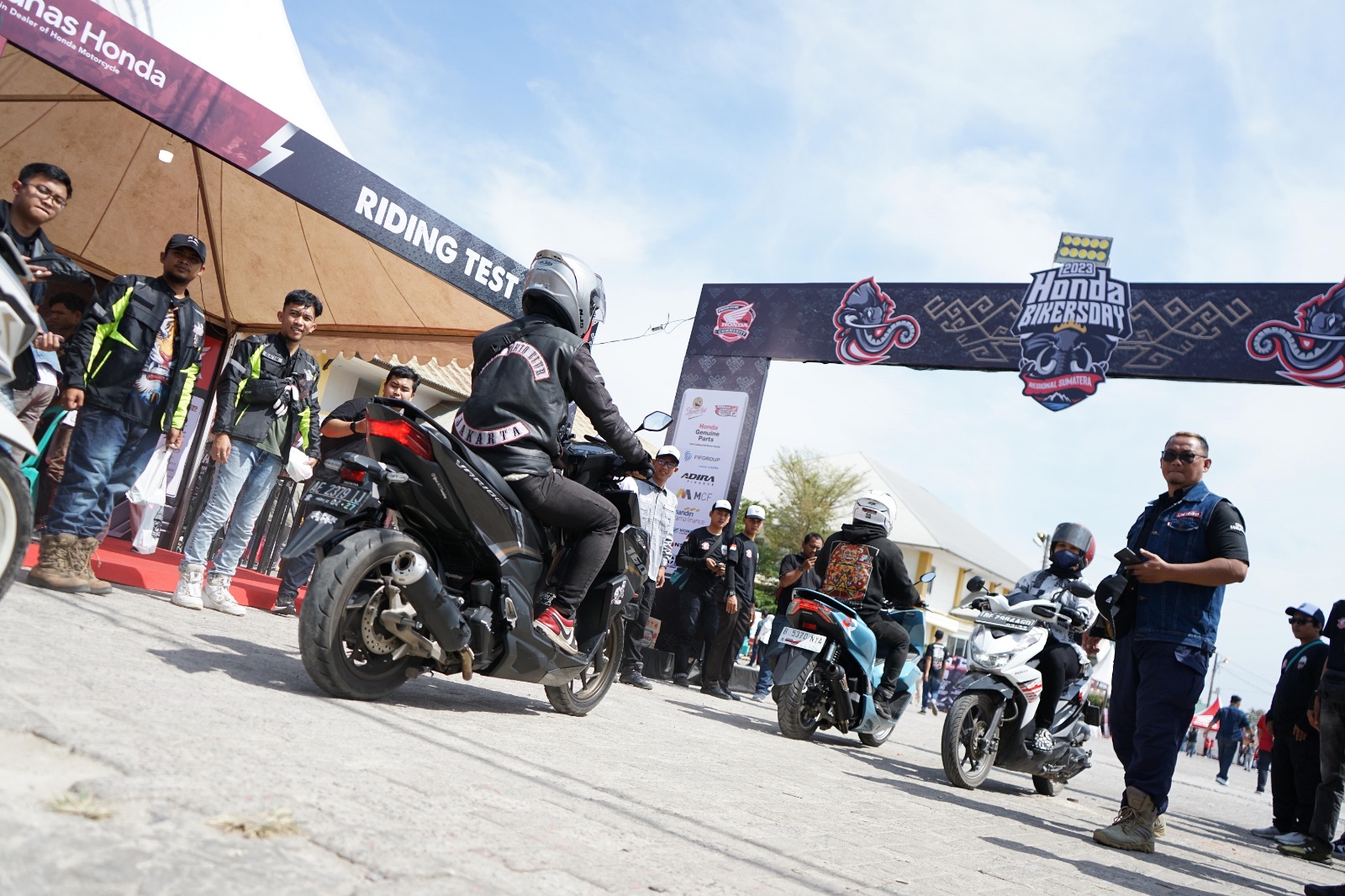 Ilustrasi Honda Bikers Day
