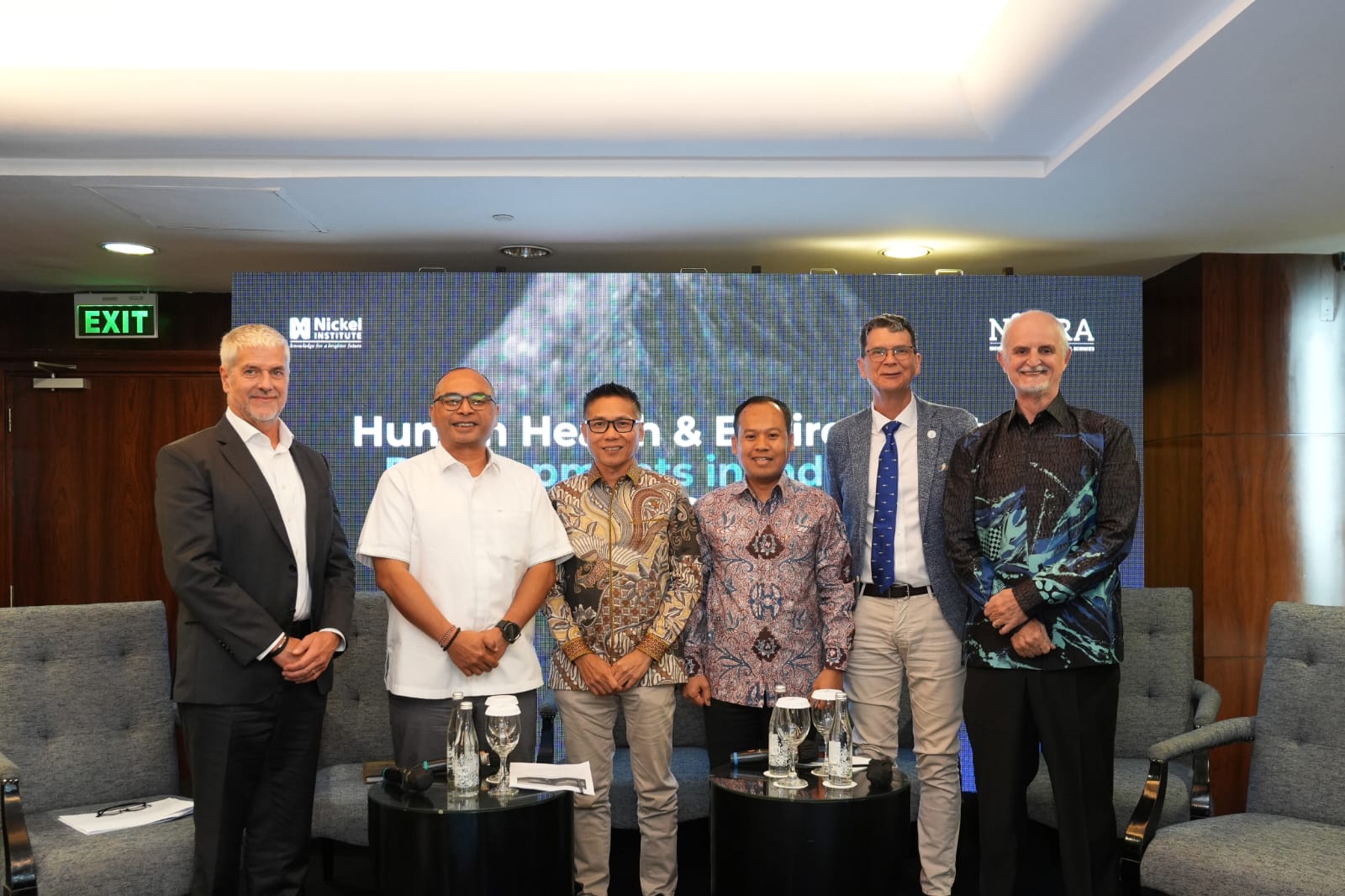Pembicara pada seminar berjudul &ldquo;Human Health & Environmental Developments in Indonesia&rsquo;s Nickel Value Chain" yang diadakan NiPERA.