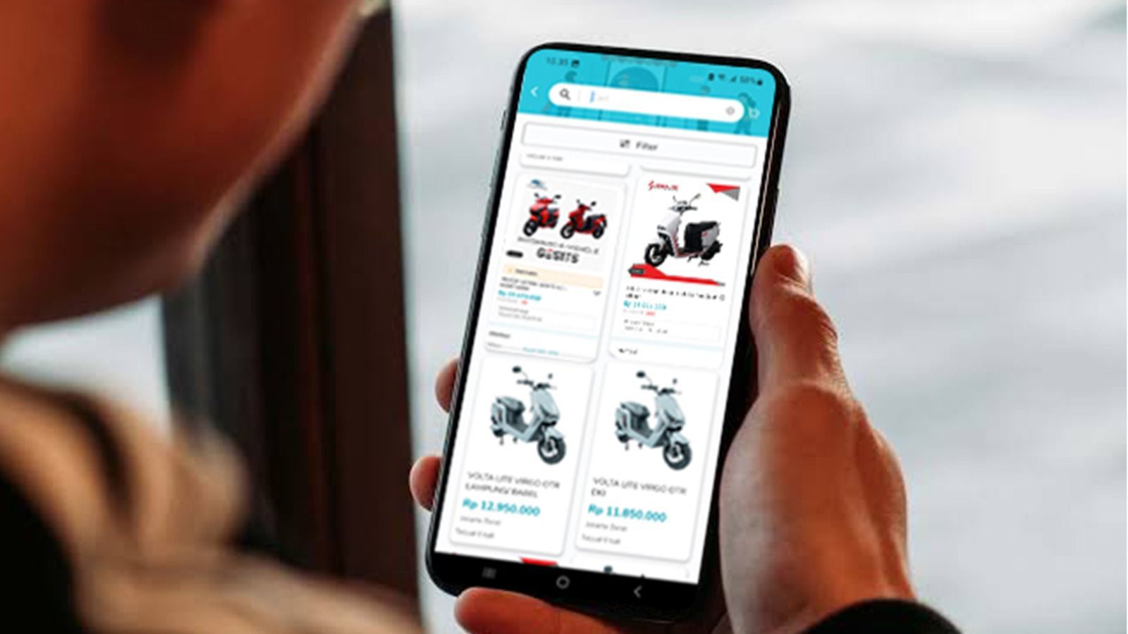 Selain melakukan transaksi kelistrikan, pelanggan juga bisa melakukan pembelian kendaraan listrik melalui menu marketplace di Aplikasi PLN Mobile.