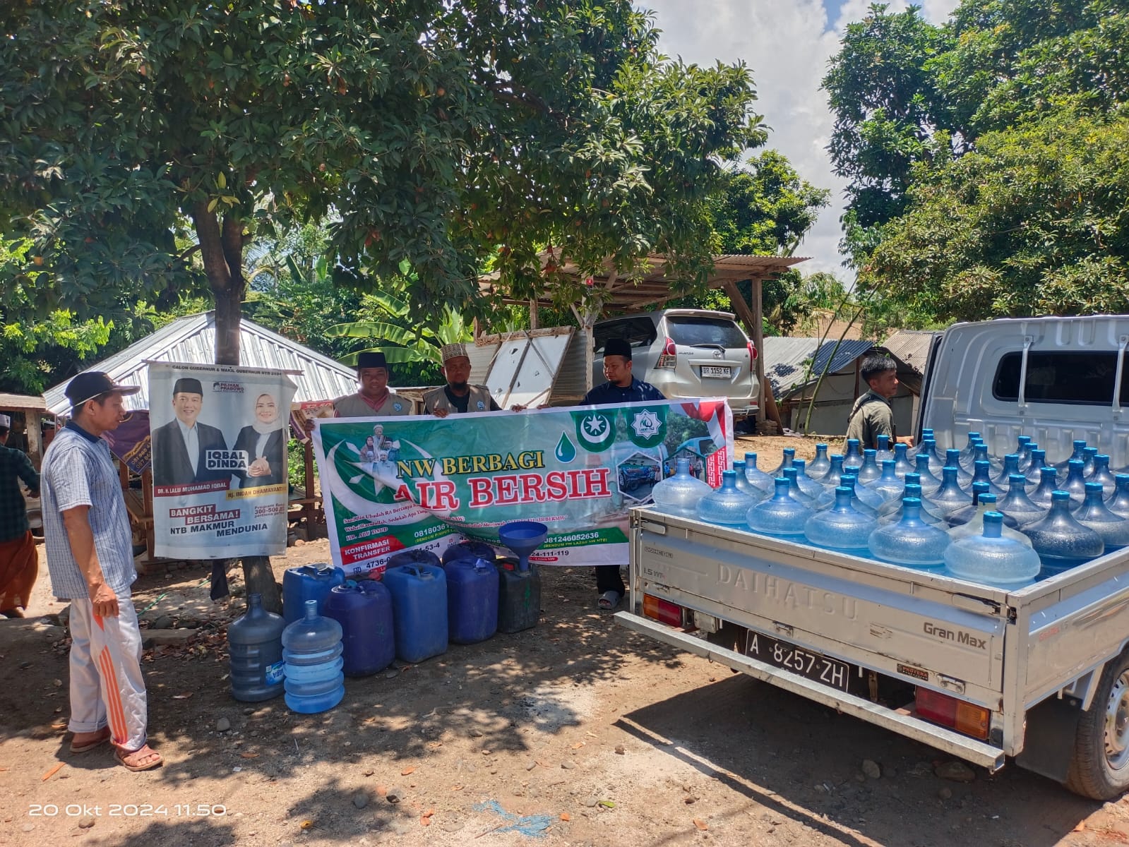 BANTUAN AIR BERSIH: Lazah NW menyasar dua desa, yakni Desa Usar Kecamatan Pelampang dan Dusun Labangka II Desa Labangka Kecamatan Labangka, Kabupaten Sumbawa.