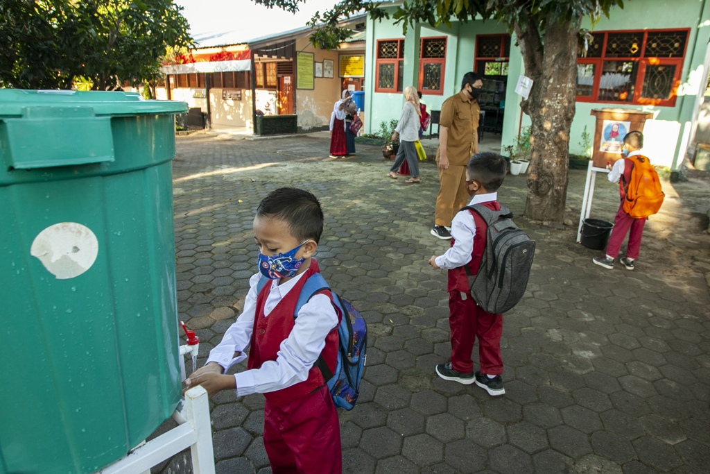 JADI SASARAN: Program Makan Bergizi Gratis, menjadi prioritas di pemerintahan Prabowo-Gibran, adapun sasarannya adalah anak sekolah serta ibu hamil di seluruh Indonesia.