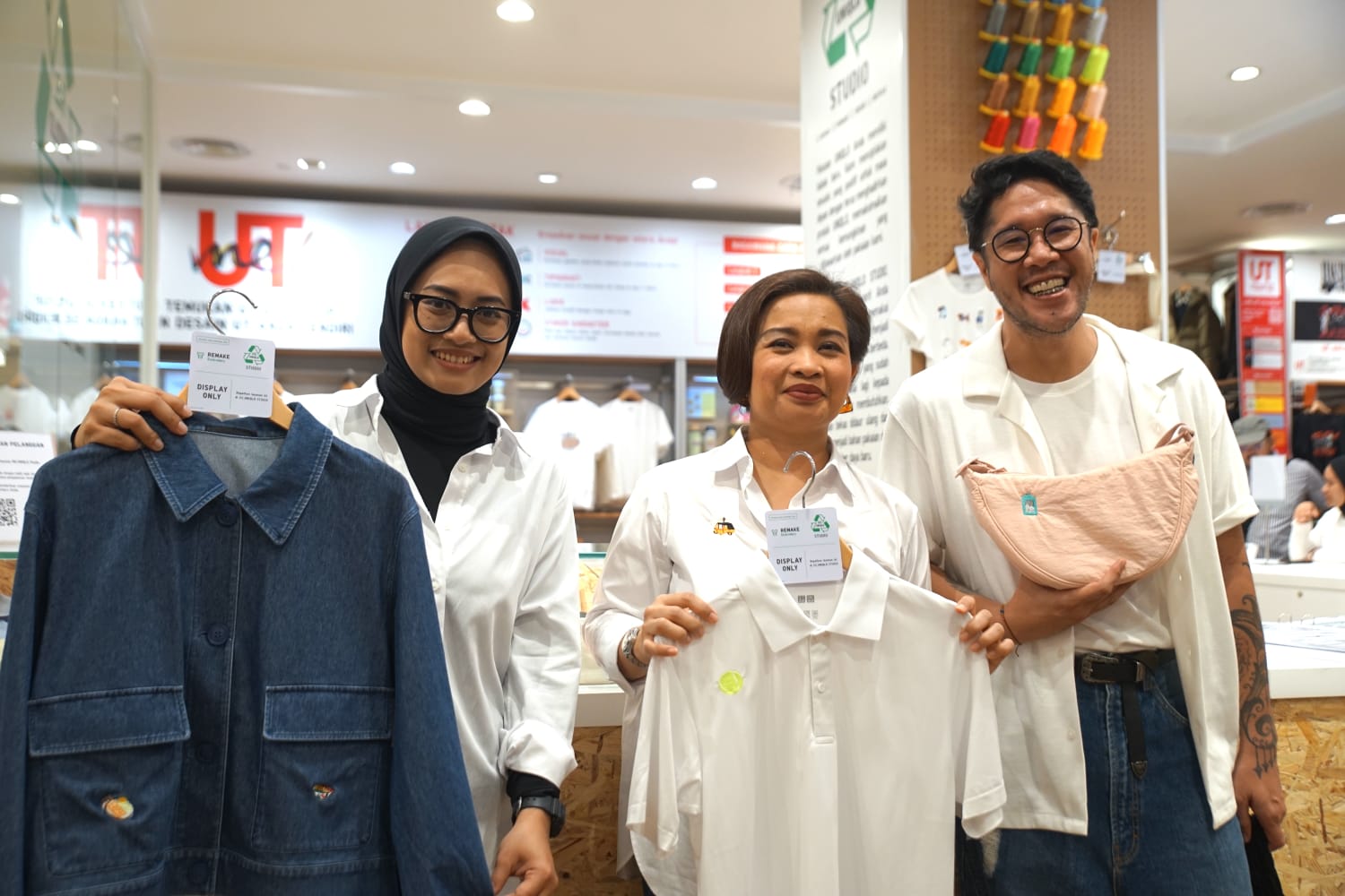 UNIQLO Senayan City hadir dengan tampilan yang lebih segar.