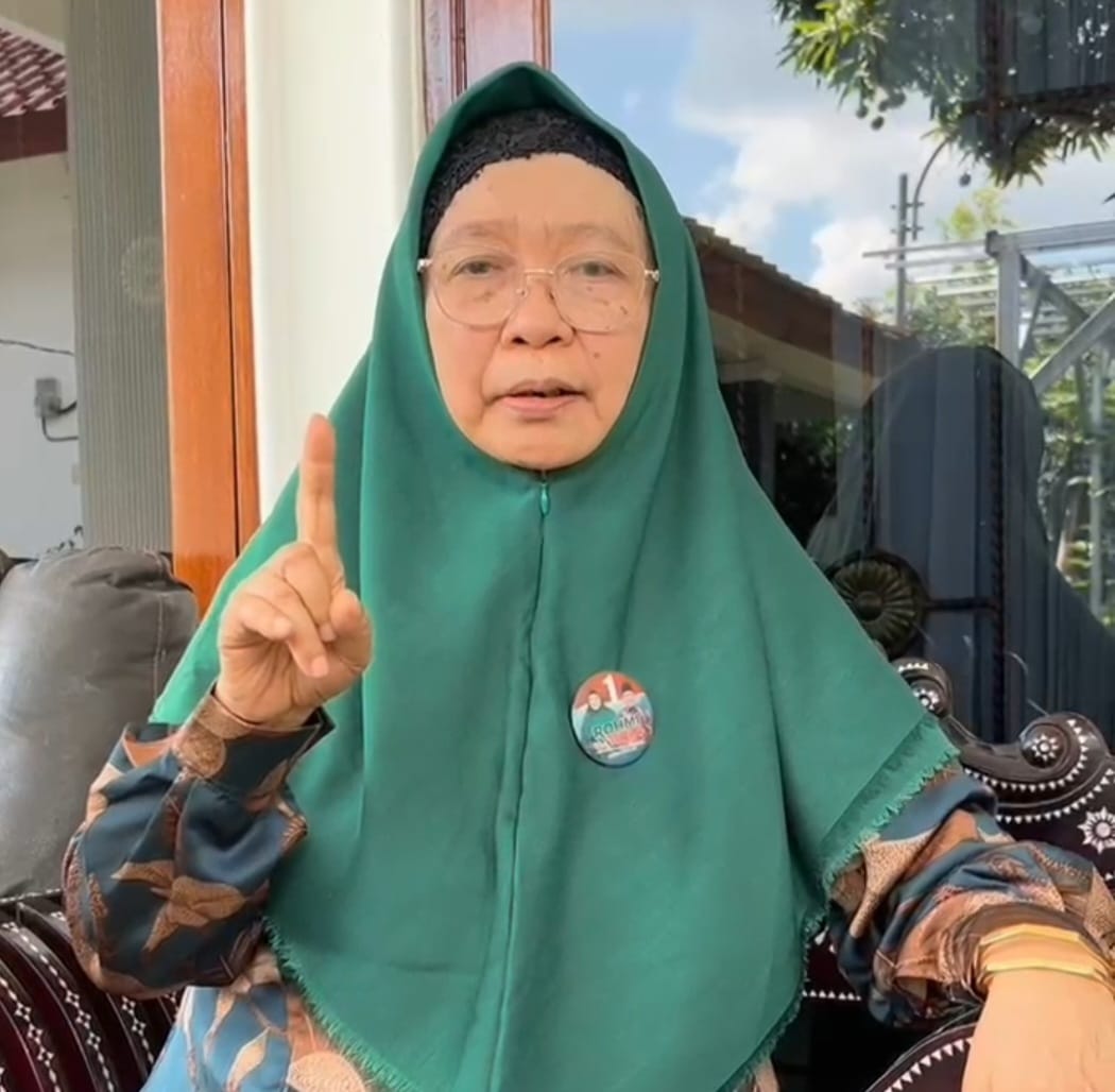 Ummi Rauhun berikan dukungan bagi Paslon 01 untuk memenangkan Rohmi Firin pada Pilgub NTB 2024. Screenshoot @sittirohmidjalilah