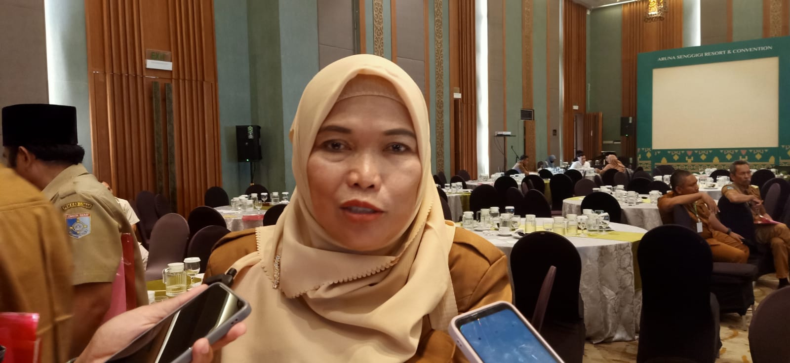 Damayanti Widyaningrum UMAR/LOMBOK POST