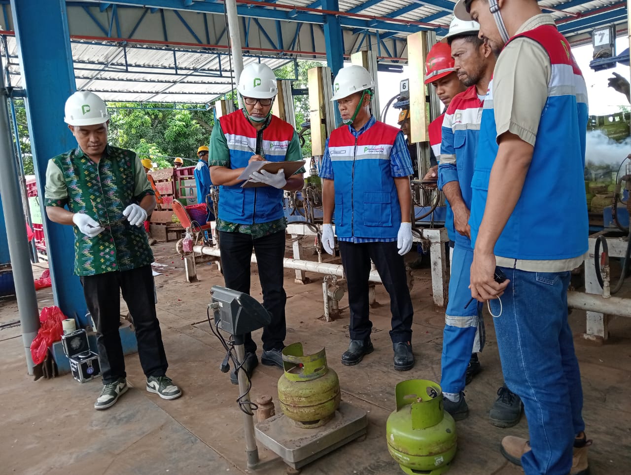 SIDAK: Diskoperindag Kota Bima sidang SPBE PT Elnusa Petrofin, Kamis (5/12).