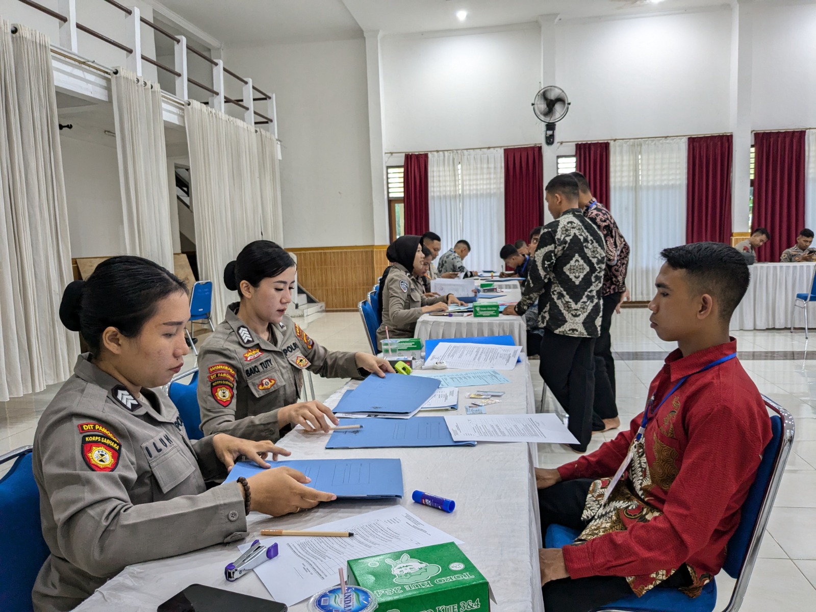 SELEKSI KETAT: Salah satu peserta saat mengikuti seleksi tahap akhir penerimaan Bintara Kompetensi Khusus (Bakomus) Polda NTB tahun 2024.