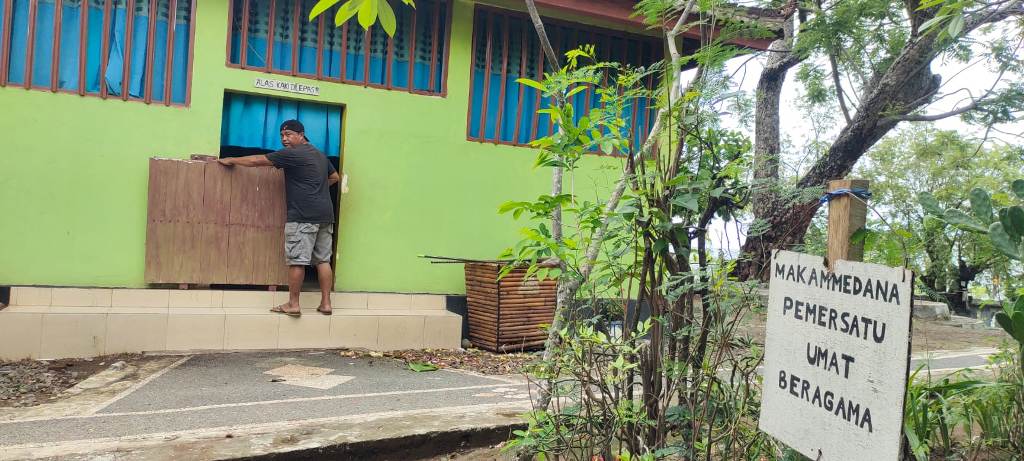 SERING DIZIARAHI: Inilah tempat pemakaman tokoh yang dikenal sebagai Papuq Dane di Makam Medana.