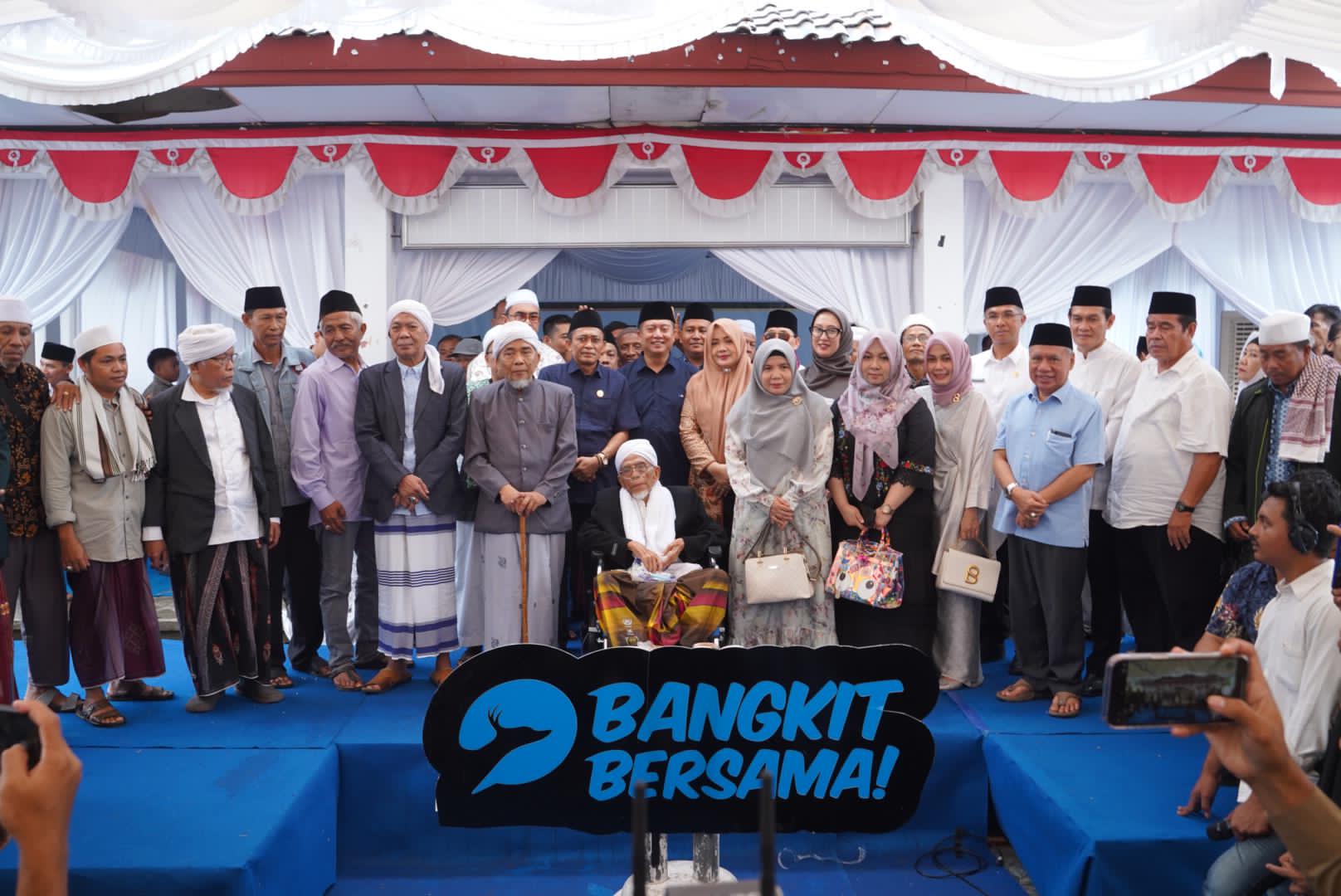 Iqbal-Dinda mengajak masyarakat untuk bersatu demi kemajuan NTB