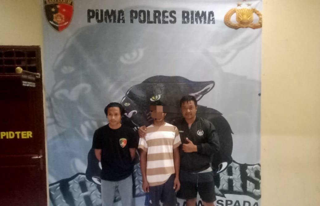 DIAMANKAN: Pelaku SL diamankan di Polres Bima, pekan lalu.