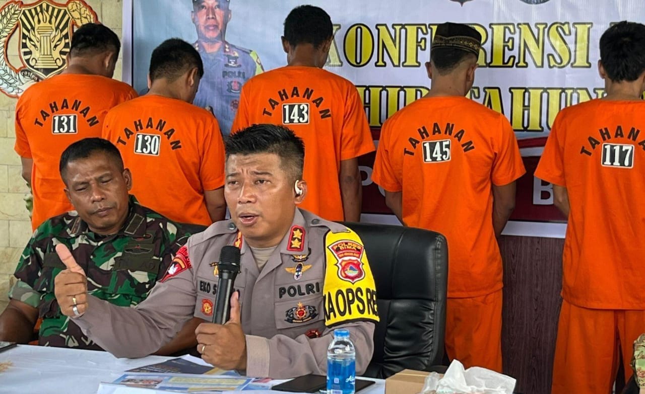 UNGKAP KASUS: Kapolres Bima AKBP Eko Sutomo menyampaikan pengungkapan kasus sepanjang 2024.